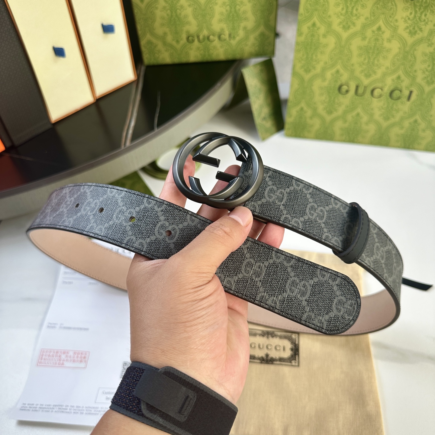 Gucci Men’s Belts: Real-Grade Leather with Classic Design and Waterproof Feature - 图片 2