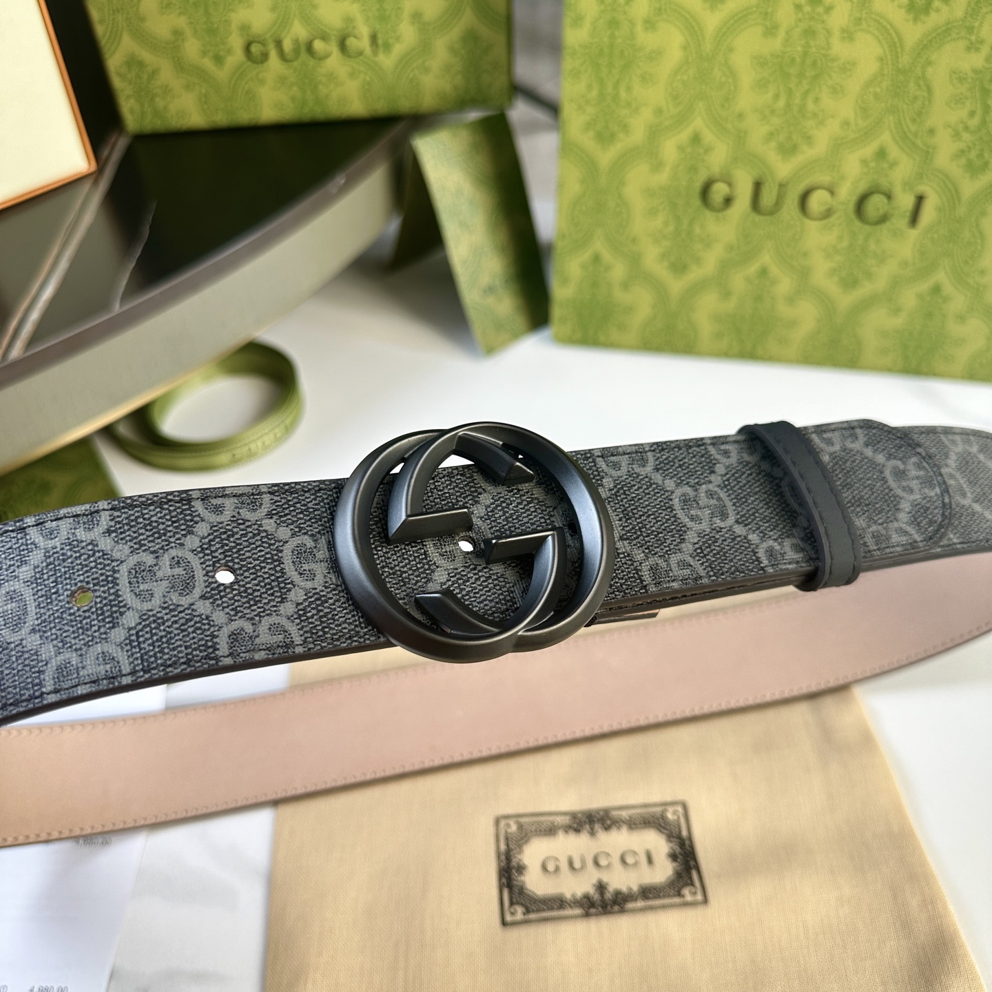 Gucci Men’s Belts: Real-Grade Leather with Classic Design and Waterproof Feature - 图片 3