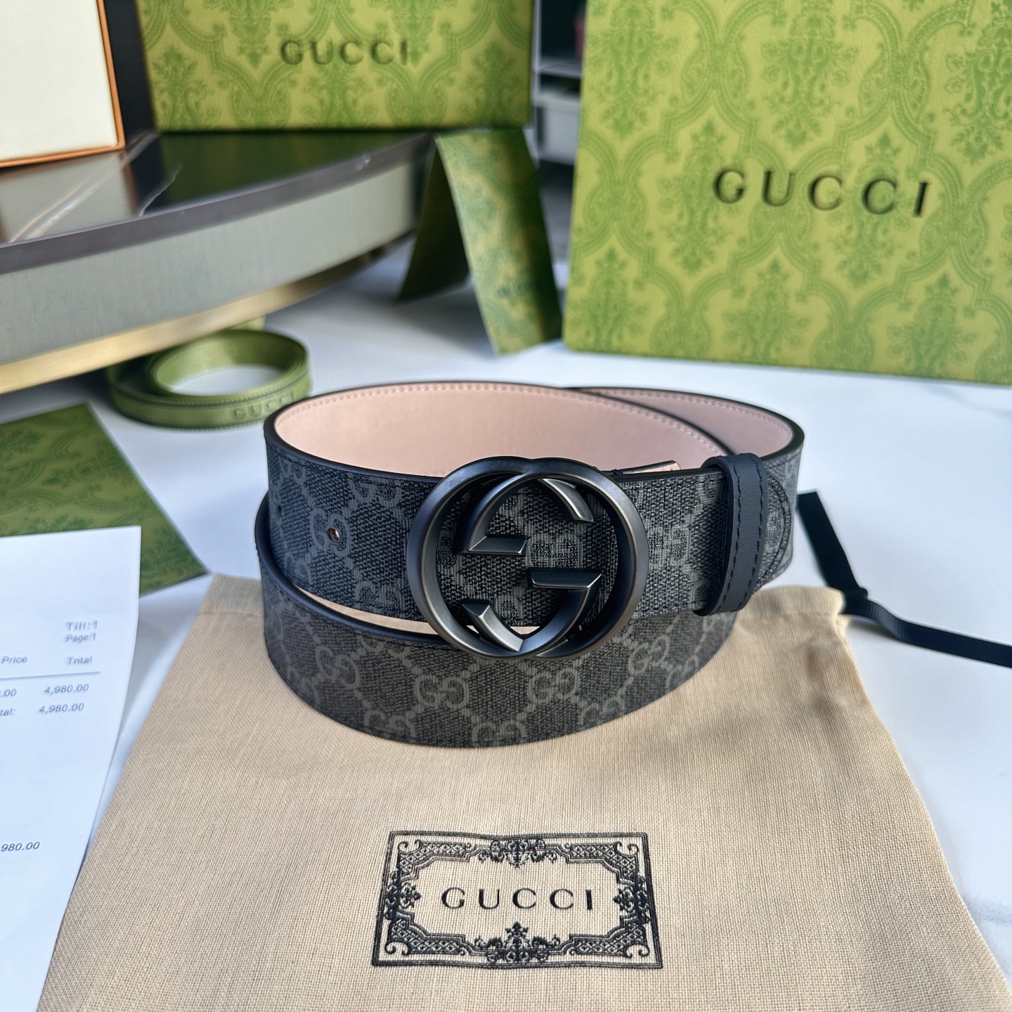 Gucci Men’s Belts: Real-Grade Leather with Classic Design and Waterproof Feature