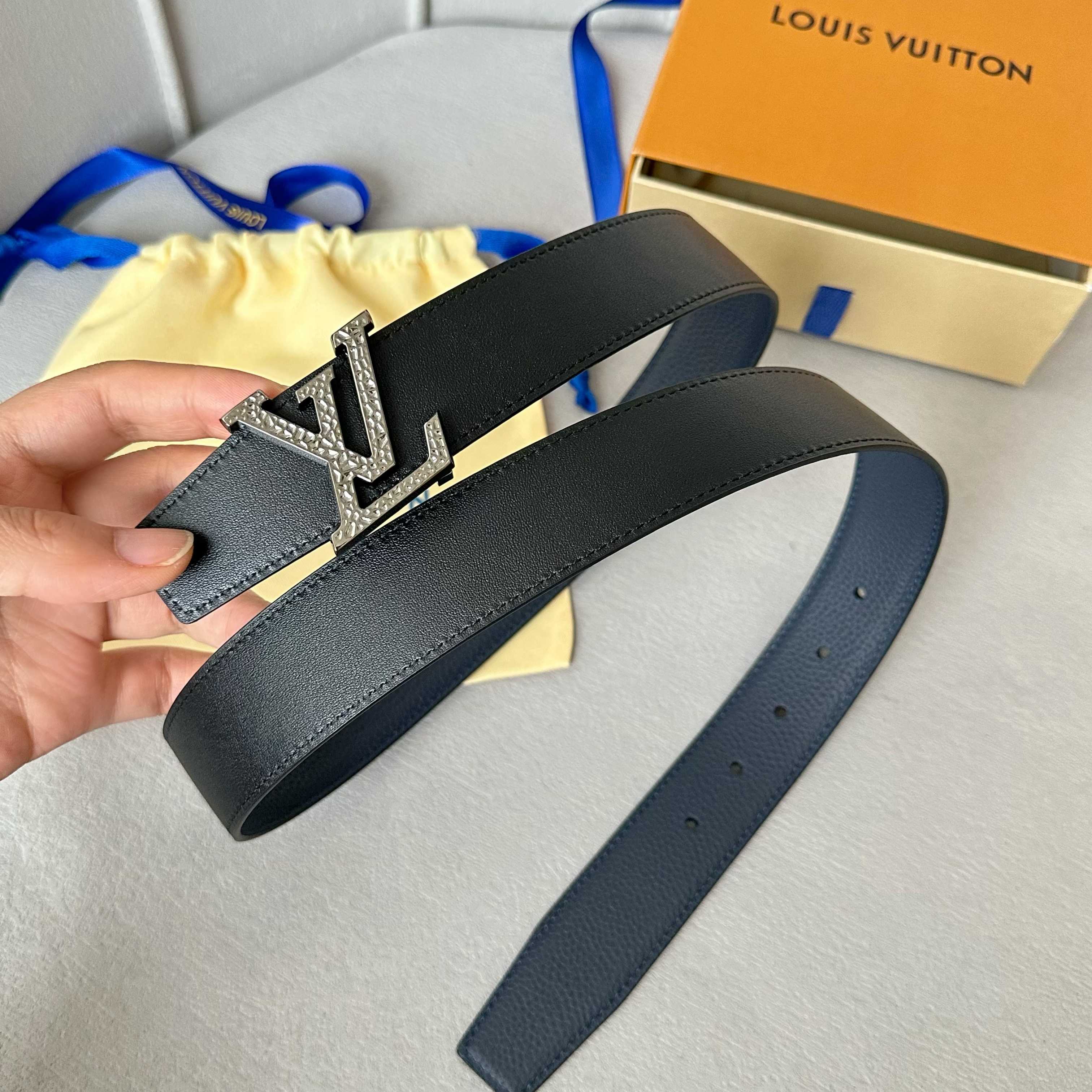 LOUIS VUITTON 原版包装➕1.0 男士腰帯 35mm