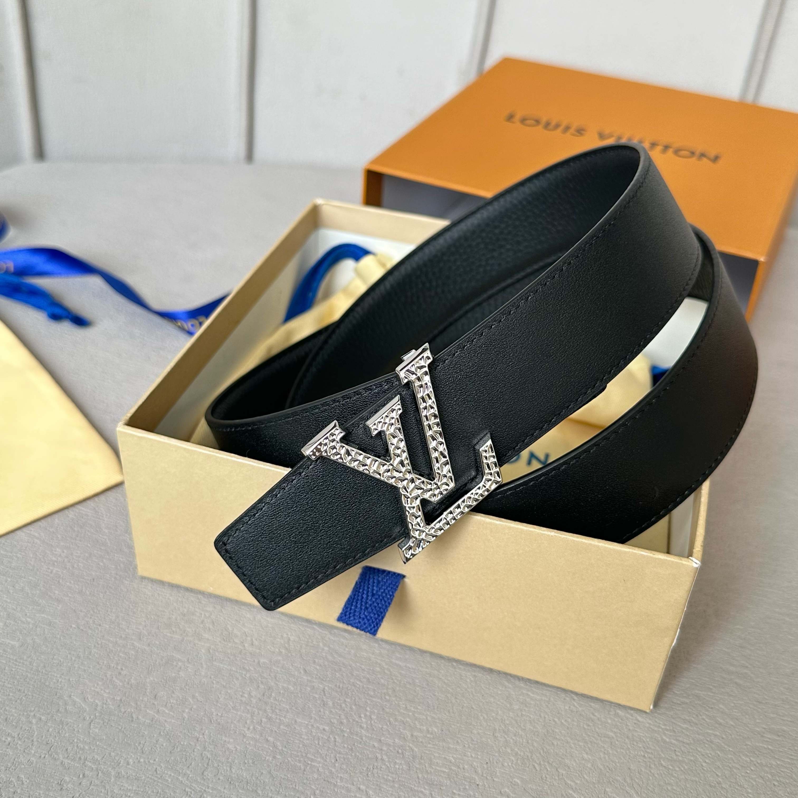 L0UIS VUITT0N 男士原單腰帶 幅35mm 耐久性抜群