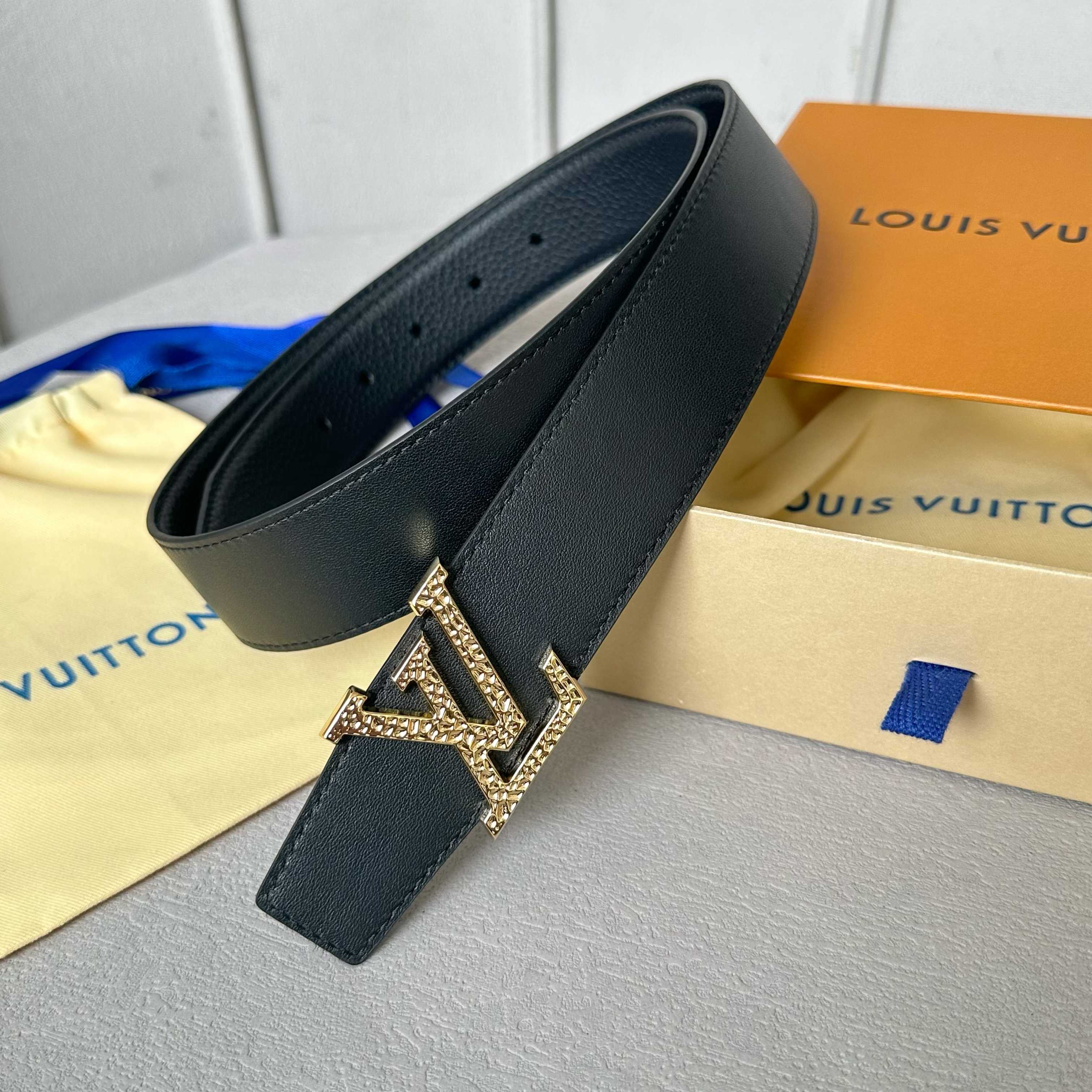 LOUIS VUITTON 原版包装➕1.0 男士腰帶 幅35mm ダブルデザイン