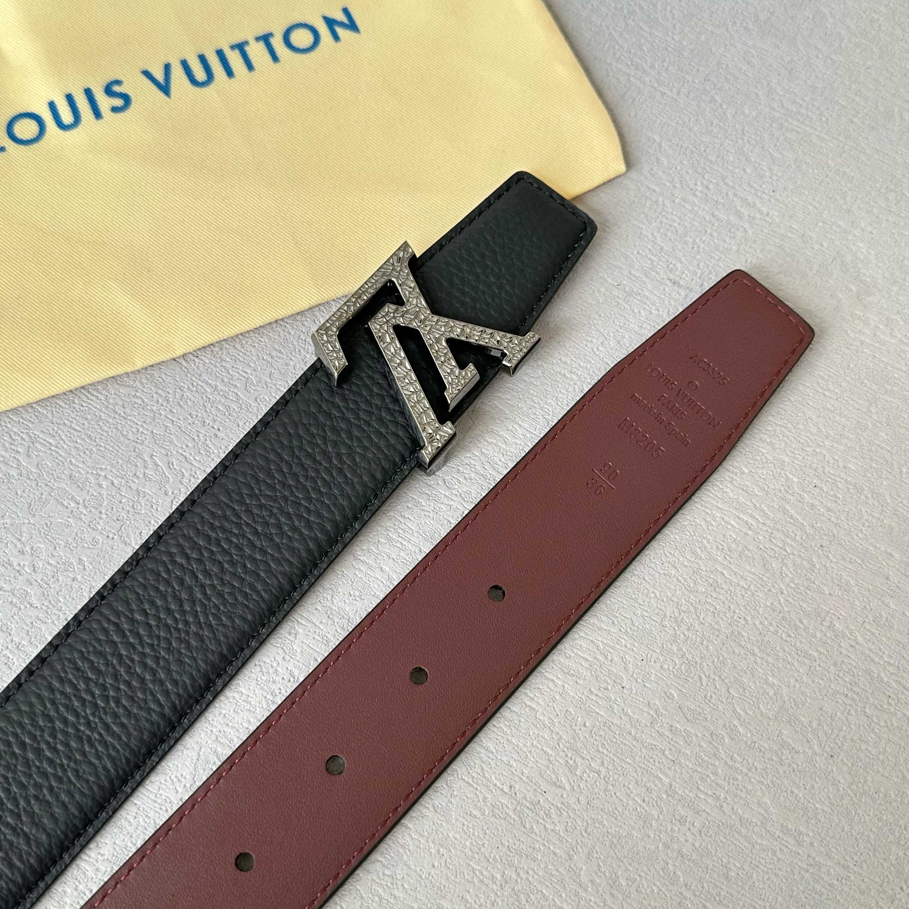 L0UIS VUITT0N 男士原單腰帶 荔枝纹togo皮 ダブルデザイン
