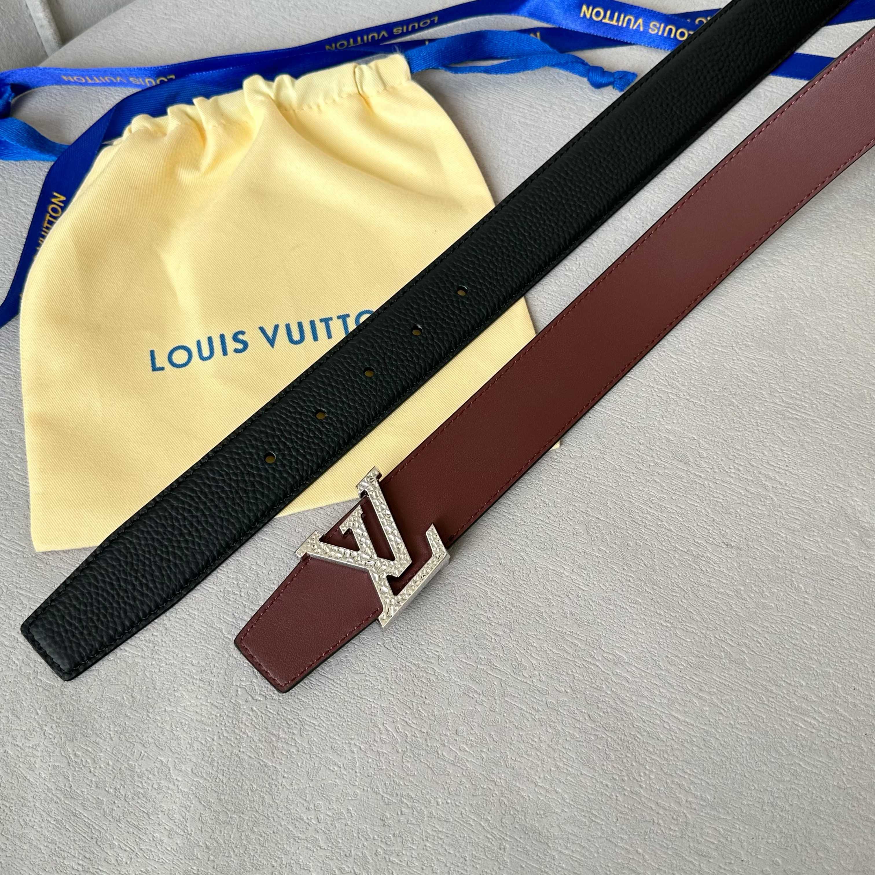 ルイ・ヴィトン メンズオリジナルレザー腰ベルト 35mm