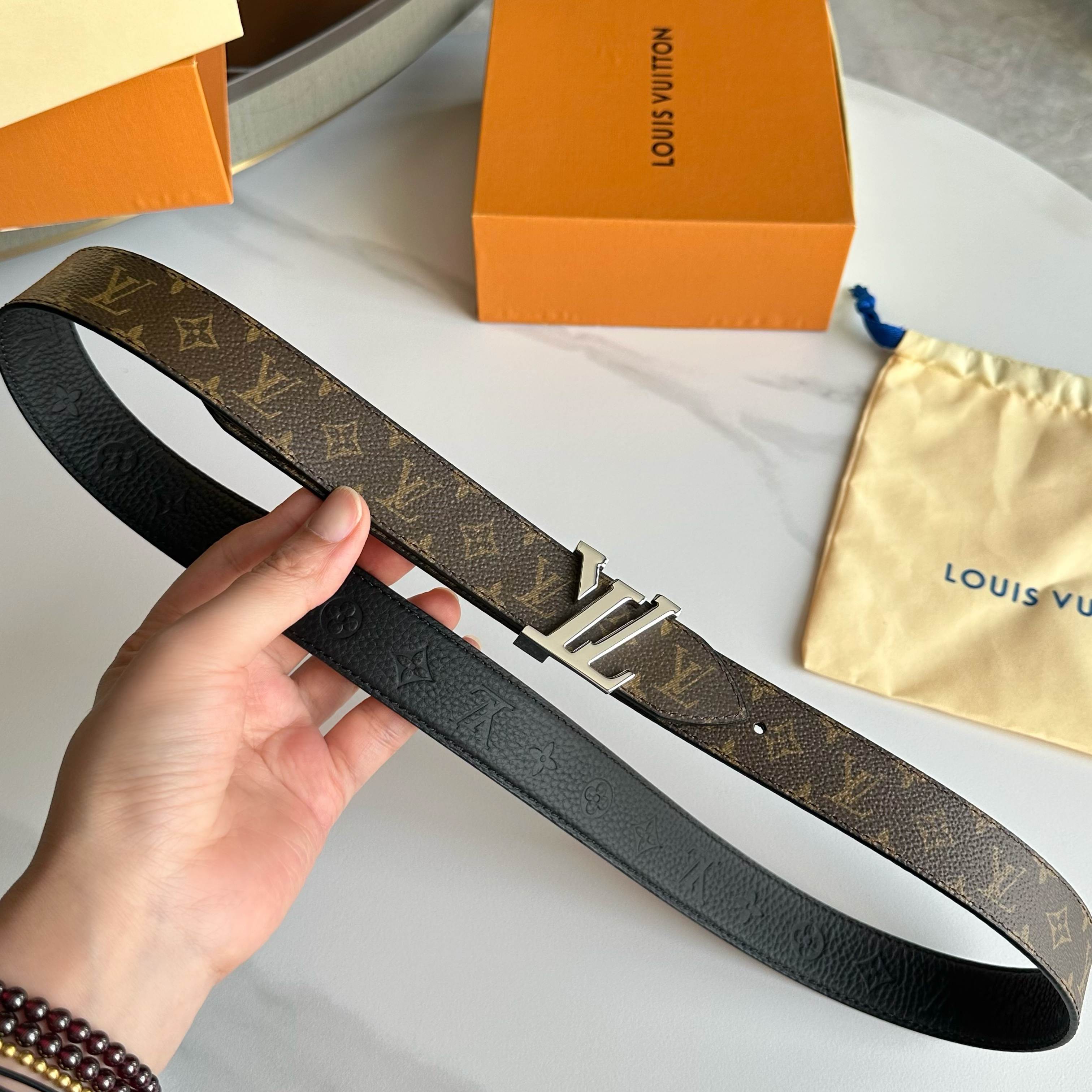 LOUIS VUITTON 原版包裝 1.0 女士腰帶 - クラシックデザイン