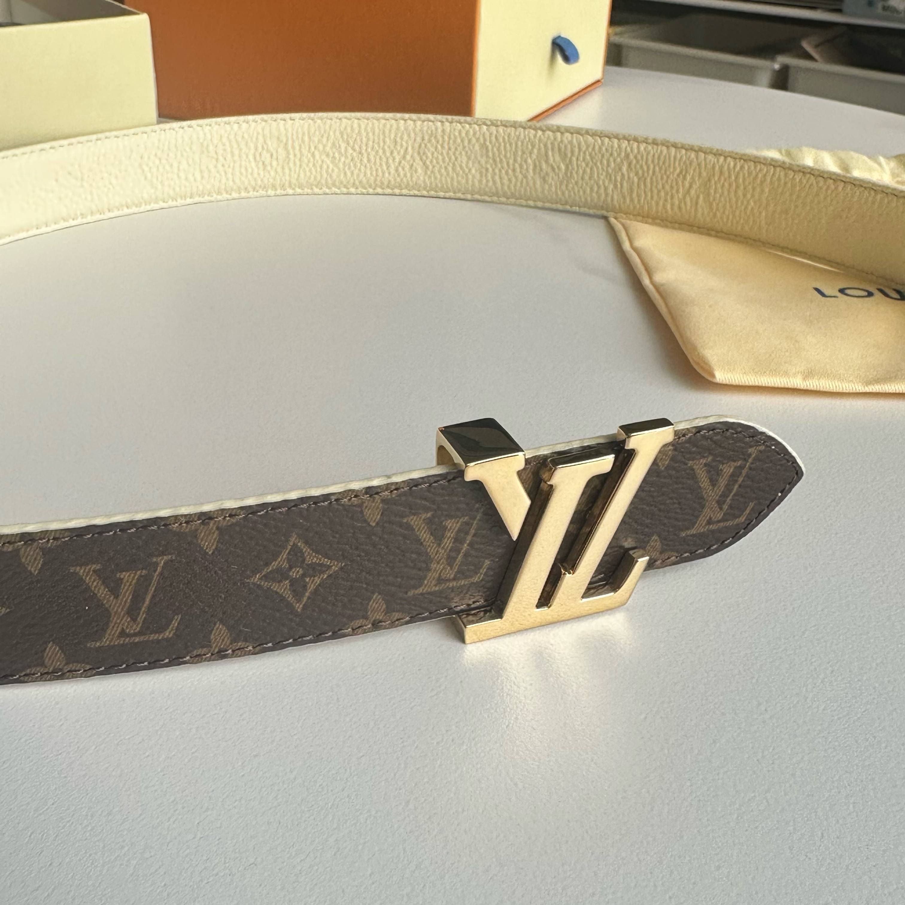 LOUIS VUITTON 原版包裝➕1.0 レディース腰帶 幅30mm