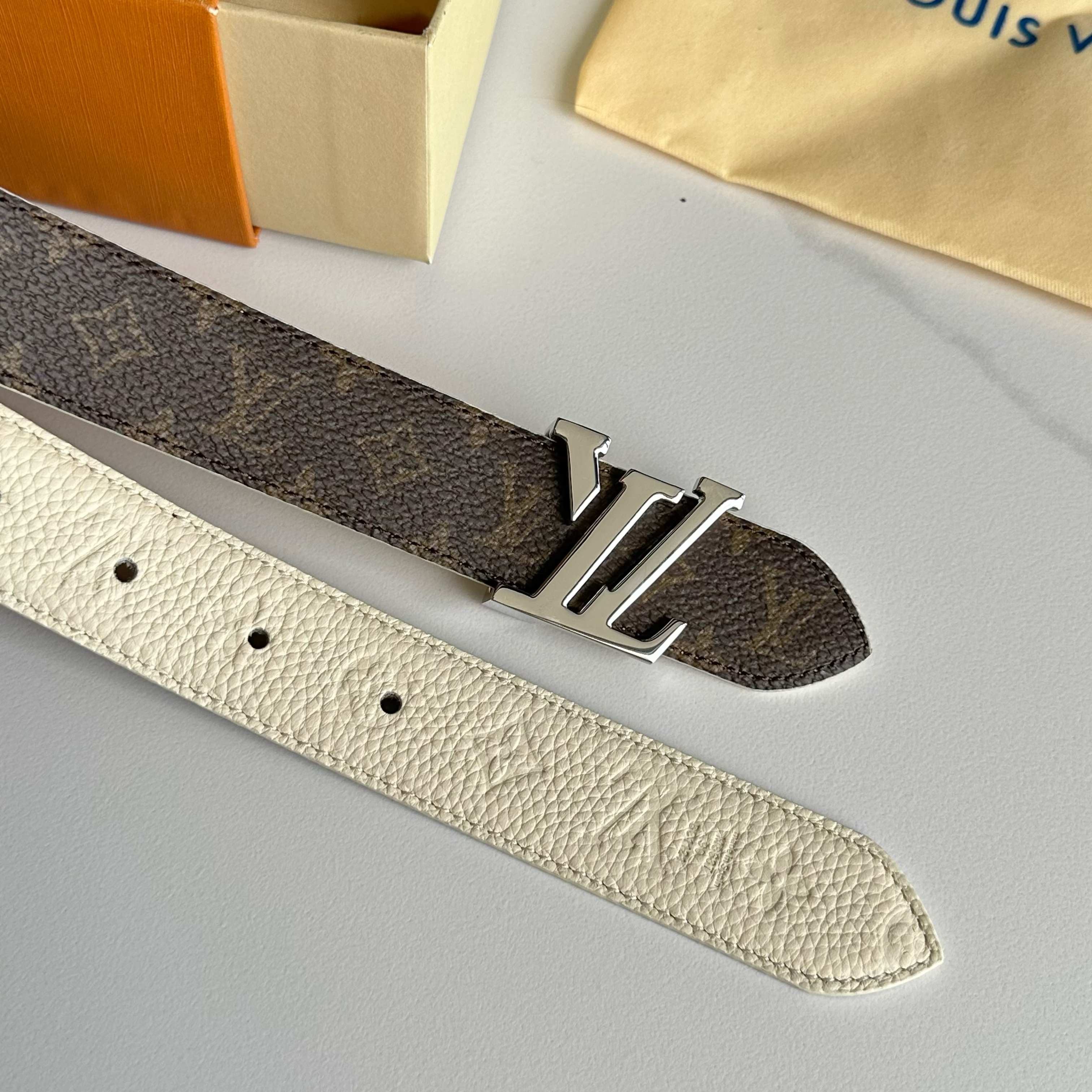 LOUIS VUITTON 原版包裝➕1.0 レディース腰帯 30mm幅