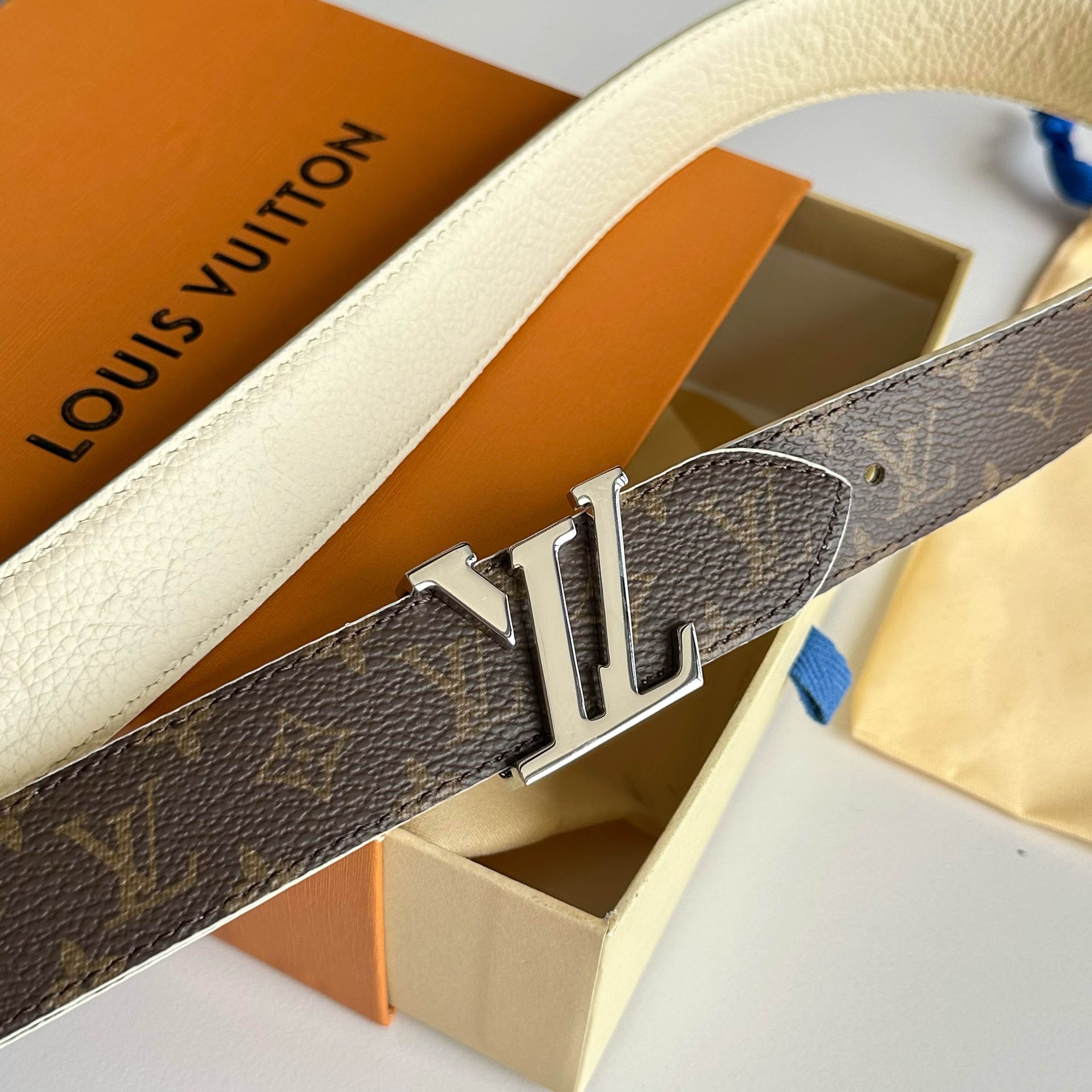 LOUIS VUITTON 原版包裝➕1.0 レディース腰帯 30mm幅