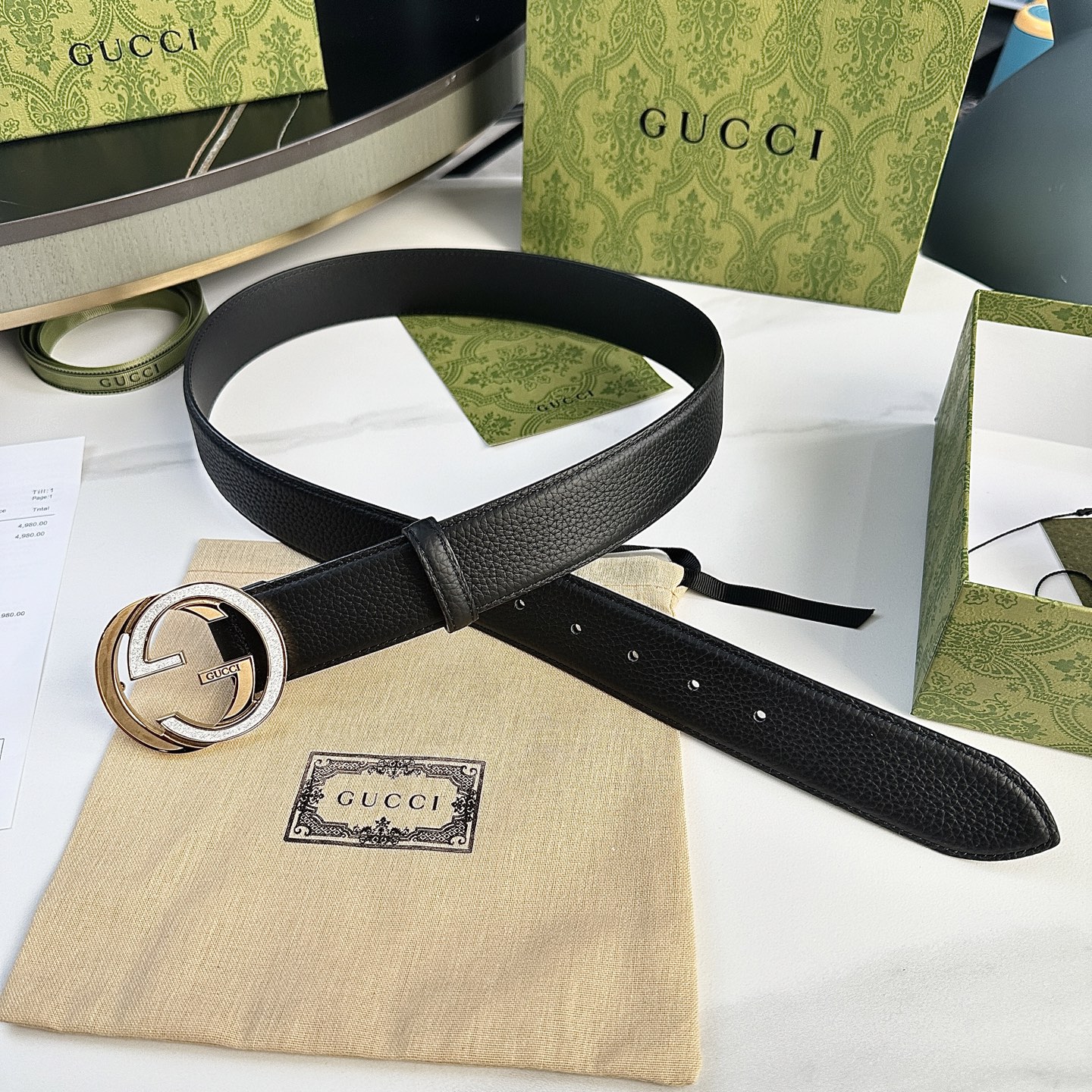 GUCCI 男性用ダブルGデザインレザー腰帯