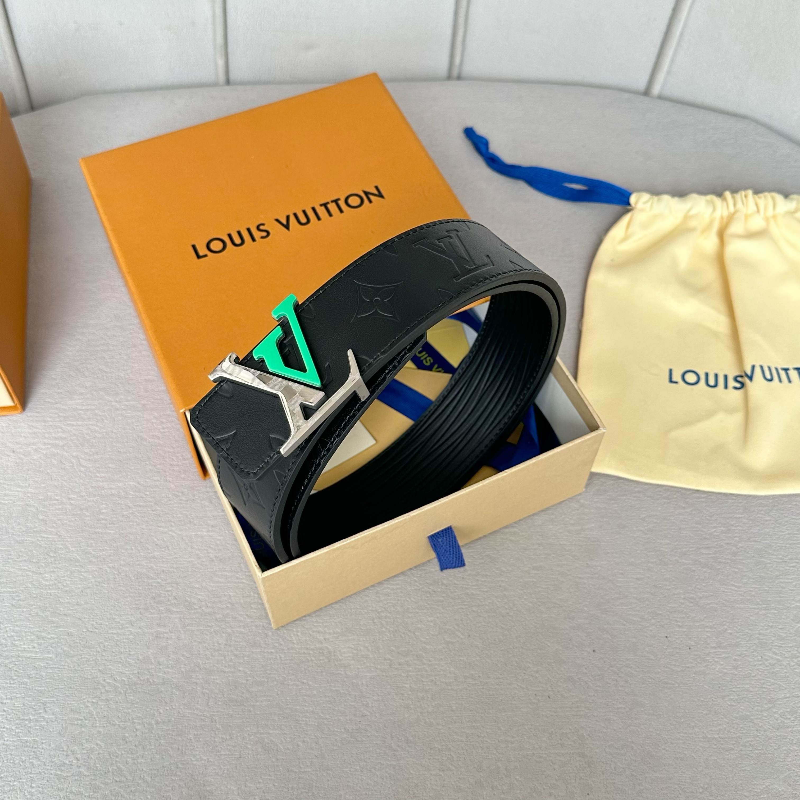 LVMHルイ・ヴィトン原版包裝➕1.0 ダブルフェイスベルト