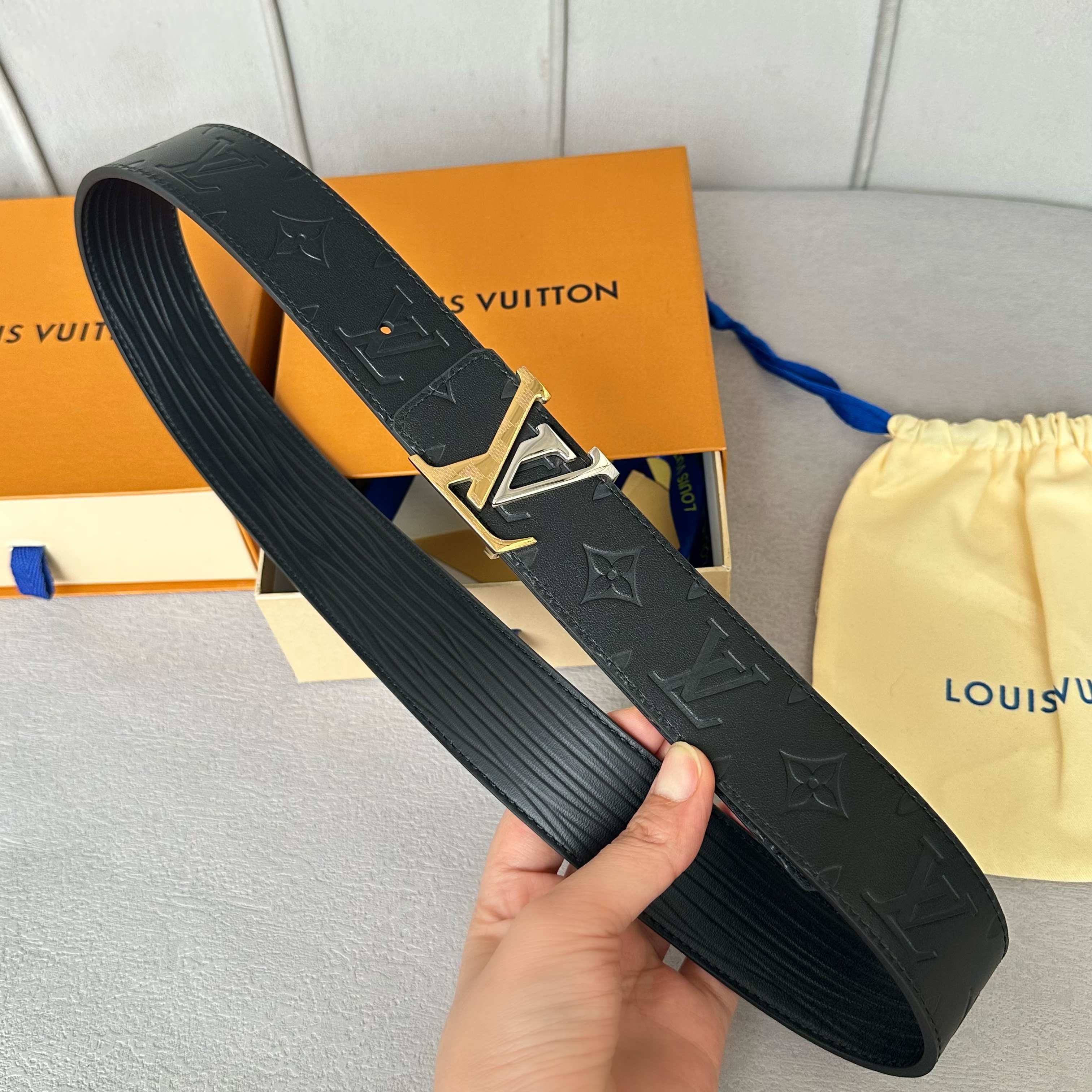 LOUIS VUITTON 原版包裝 40mm ダブルフェイスレザー ベルト