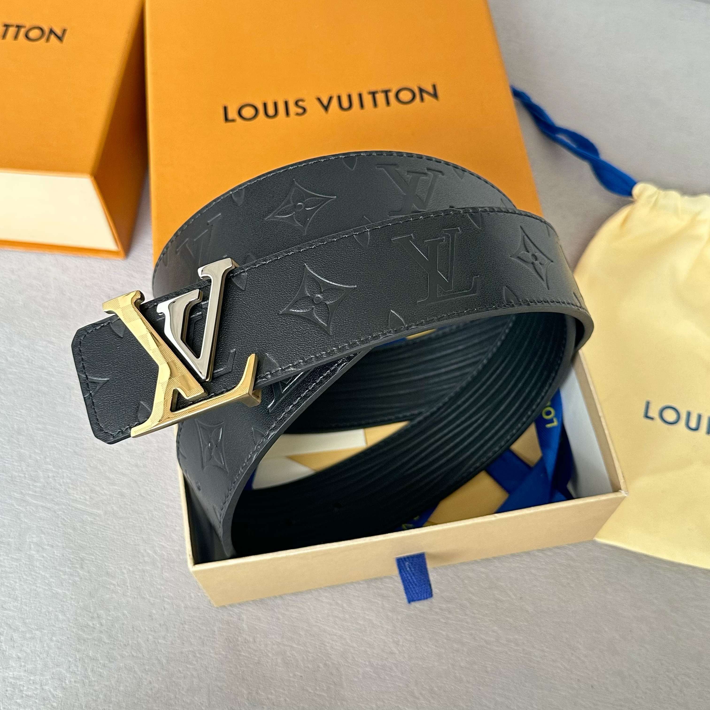 LOUIS VUITTON 原版包裝 40mm ダブルフェイスレザー ベルト
