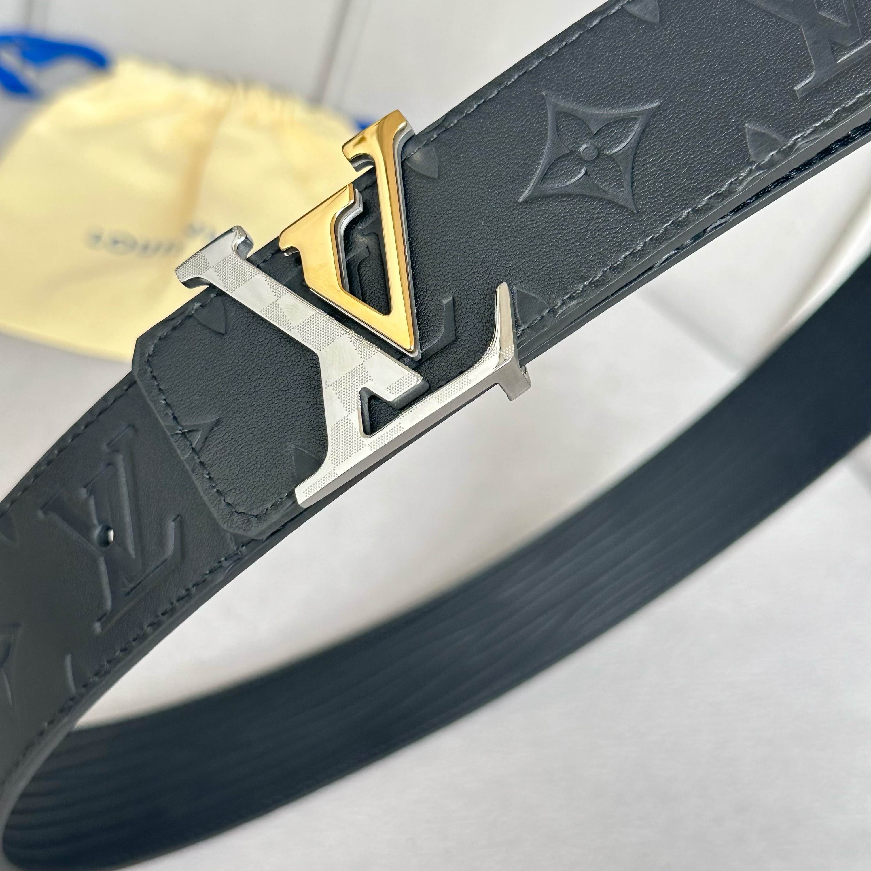 L0UIS VUITT0N 原版包裝➕1.0 ダブルサイドレザーベルト