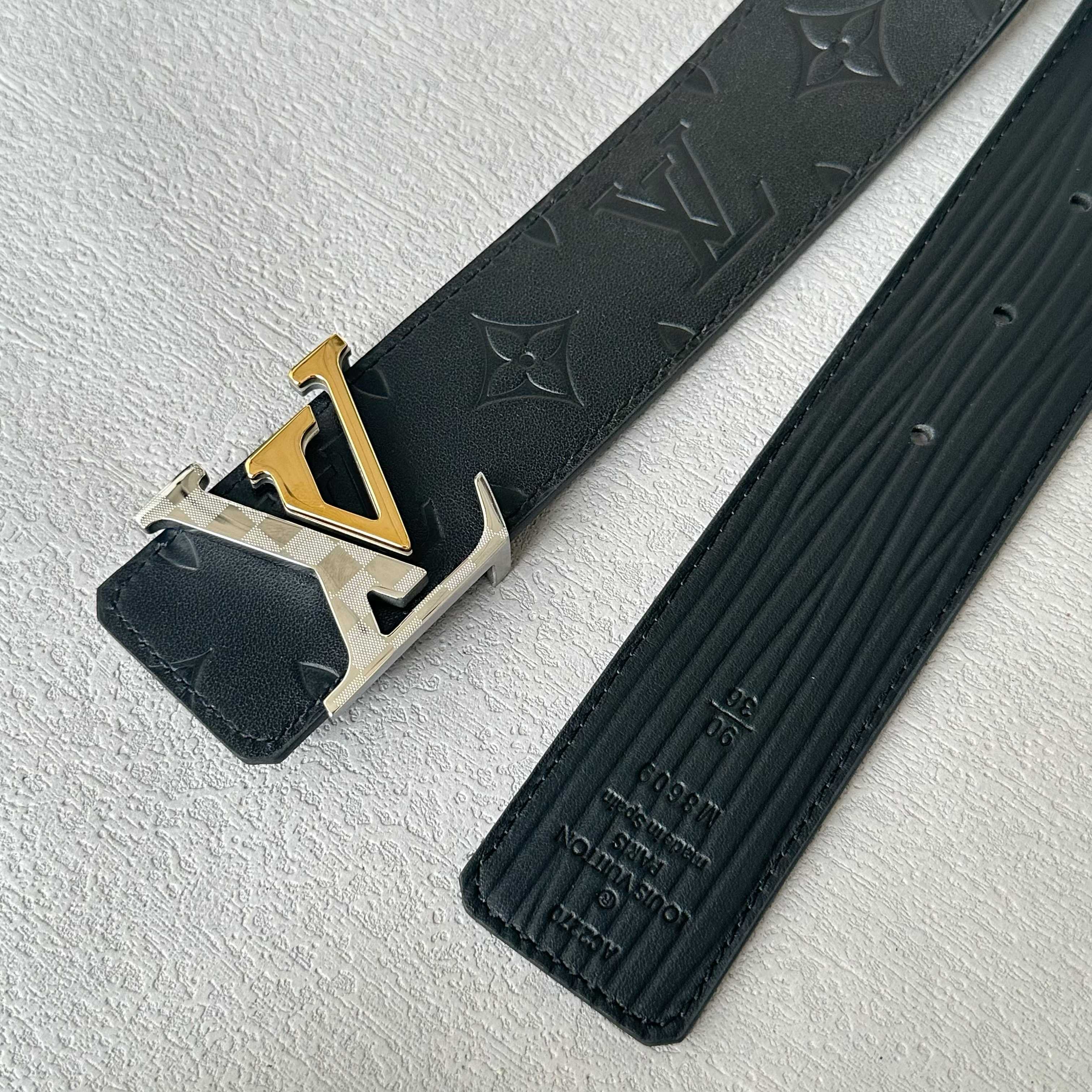 L0UIS VUITT0N 原版包裝➕1.0 ダブルサイドレザーベルト