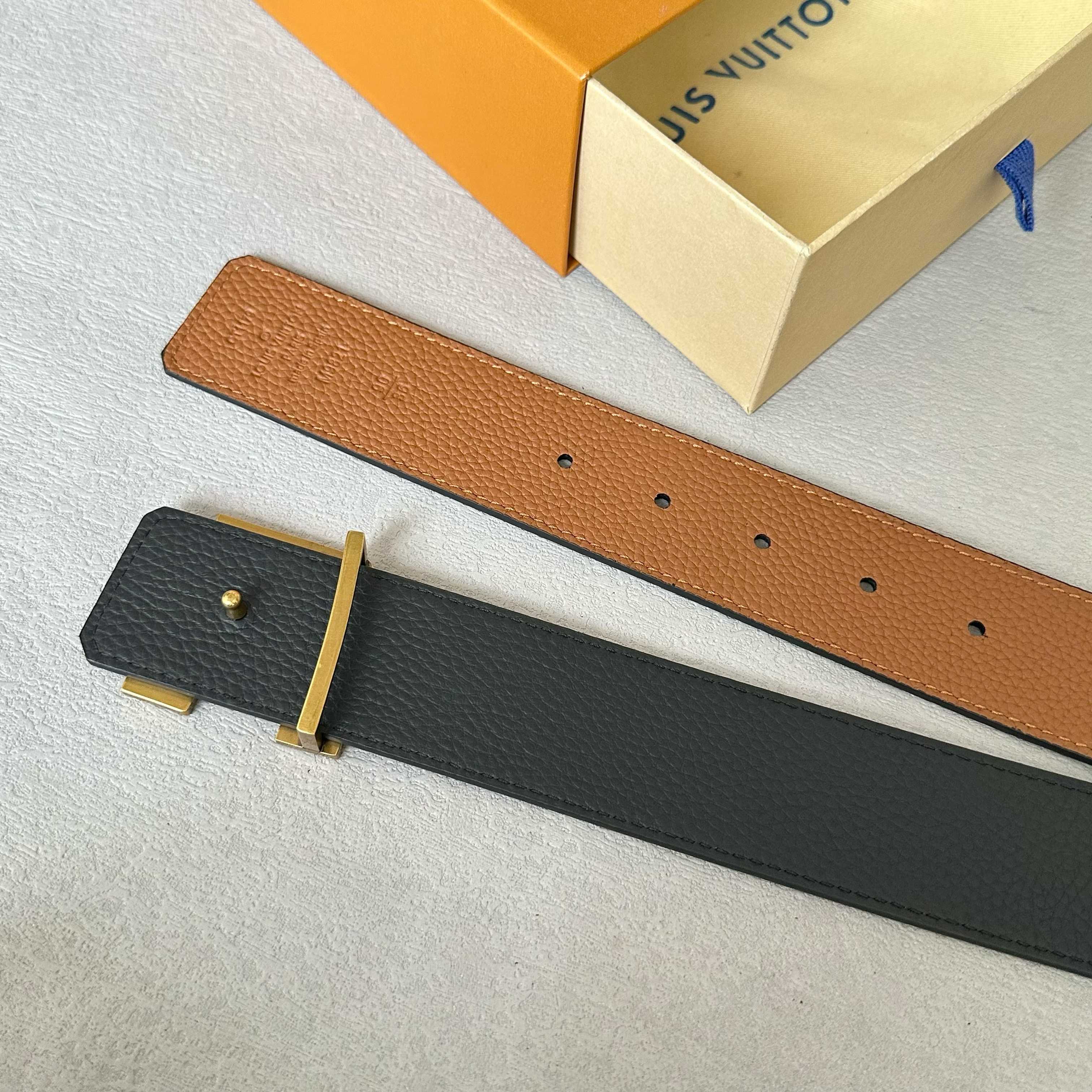 LOUIS VUITTON 原版包裝➕1.0 - 新型字母搭扣・双面可用