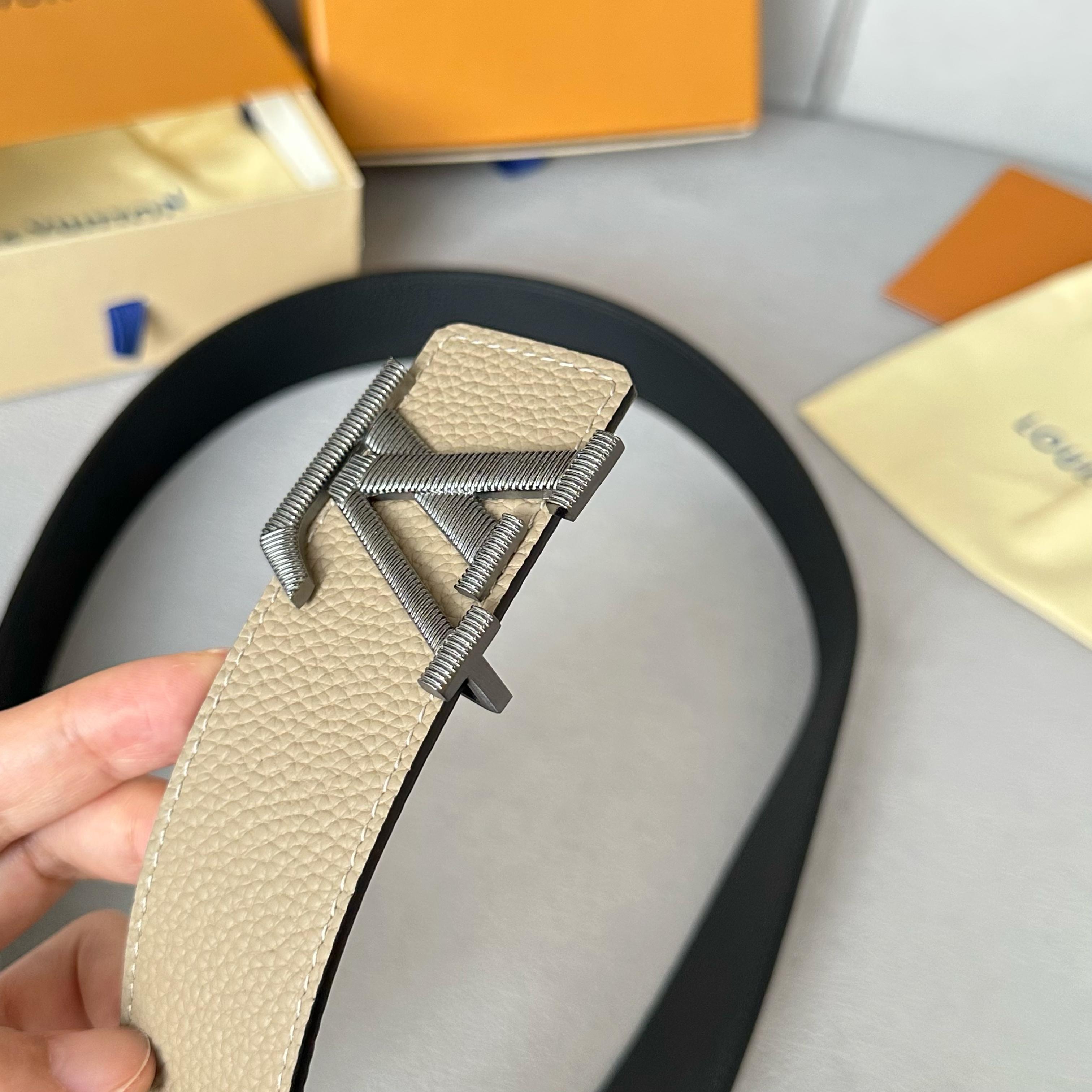 LOUIS VUITTON 原版包裝➕1.0 - 新型字母搭扣・双面可用