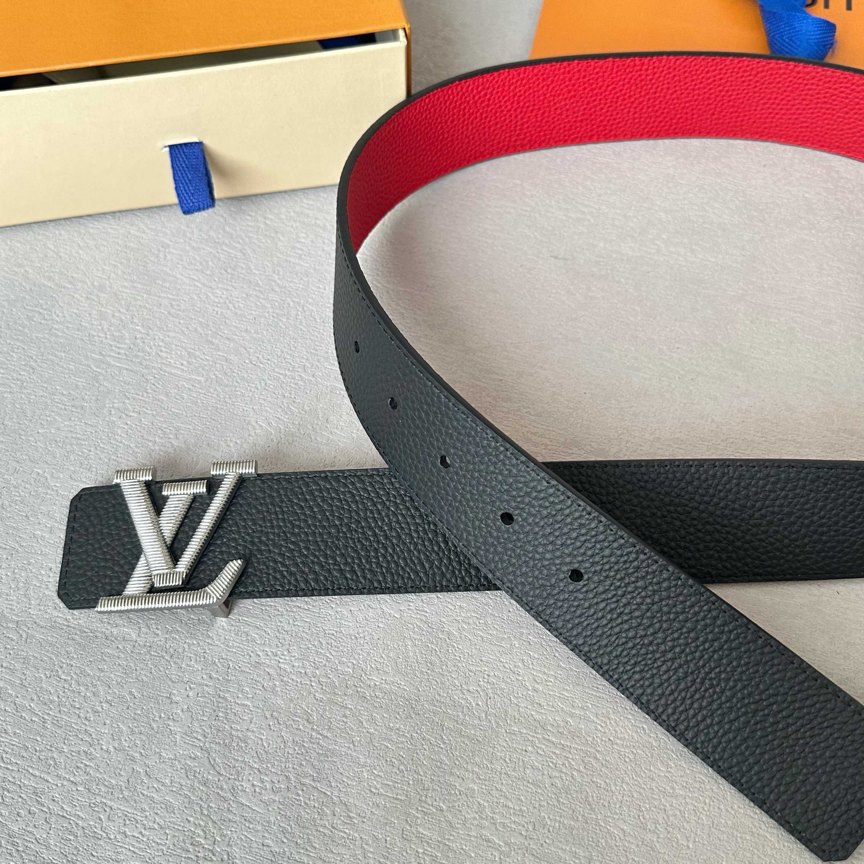 LOUIS VUITTON 原版包裝➕1.0 小荔枝纹togo皮 ダブルフェイスデザイン