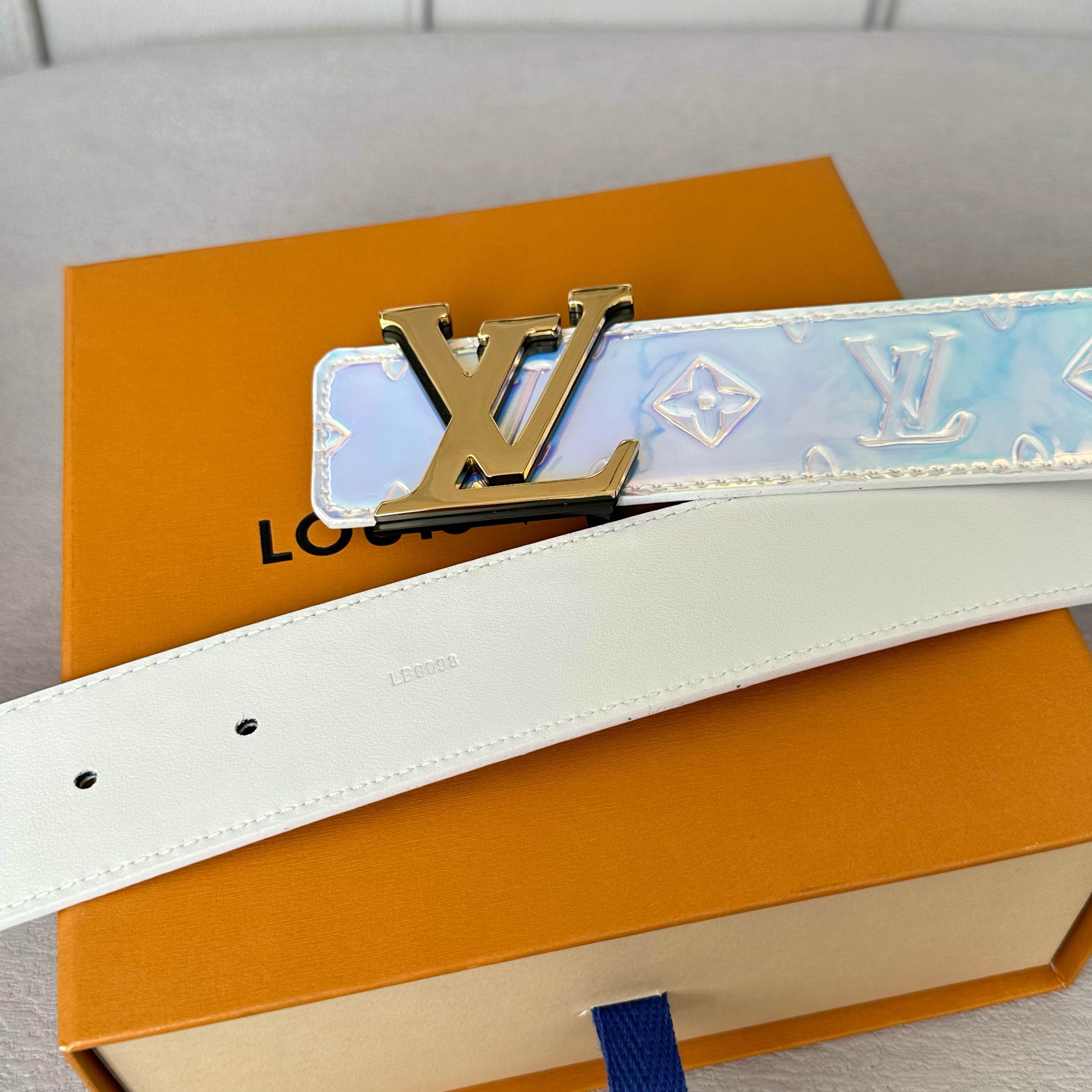 LOUIS VUITTON 原版包裝➕1.0 ダブルフェイスベルト 40mm