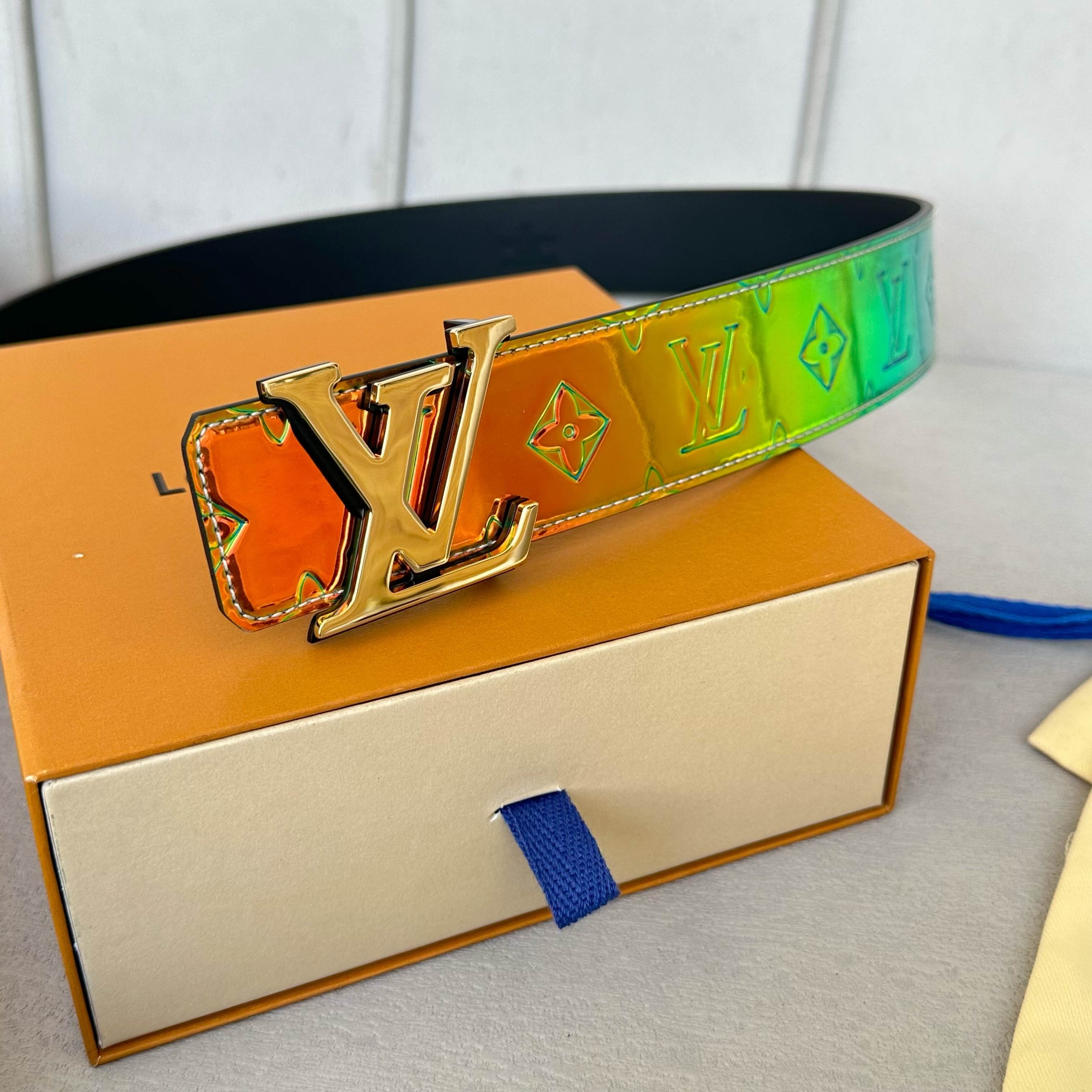 LOUIS VUITTON 原版包裝 40mm幅 双面可用デザイン