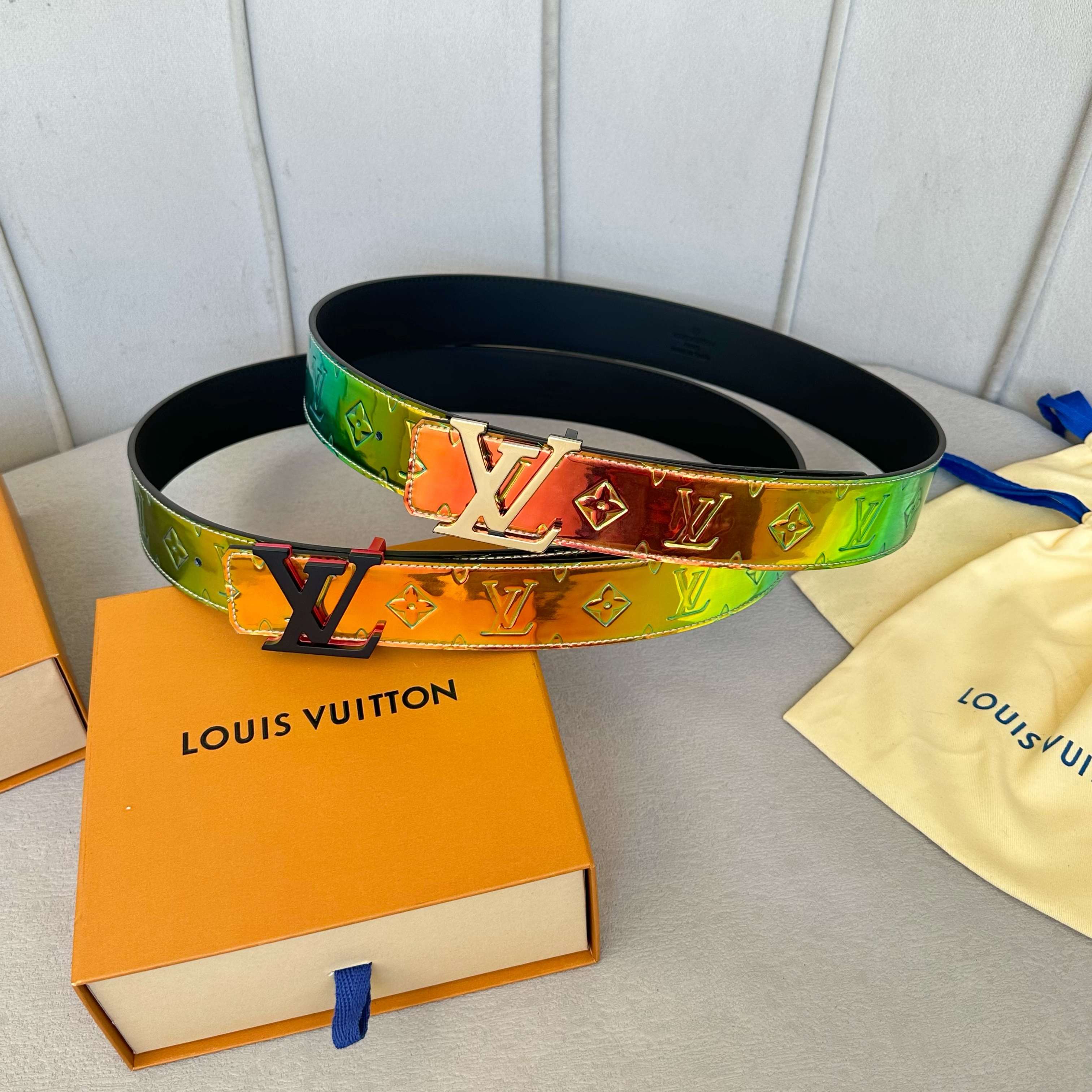 LOUIS VUITTON 原版包裝 40mm幅 双面可用デザイン