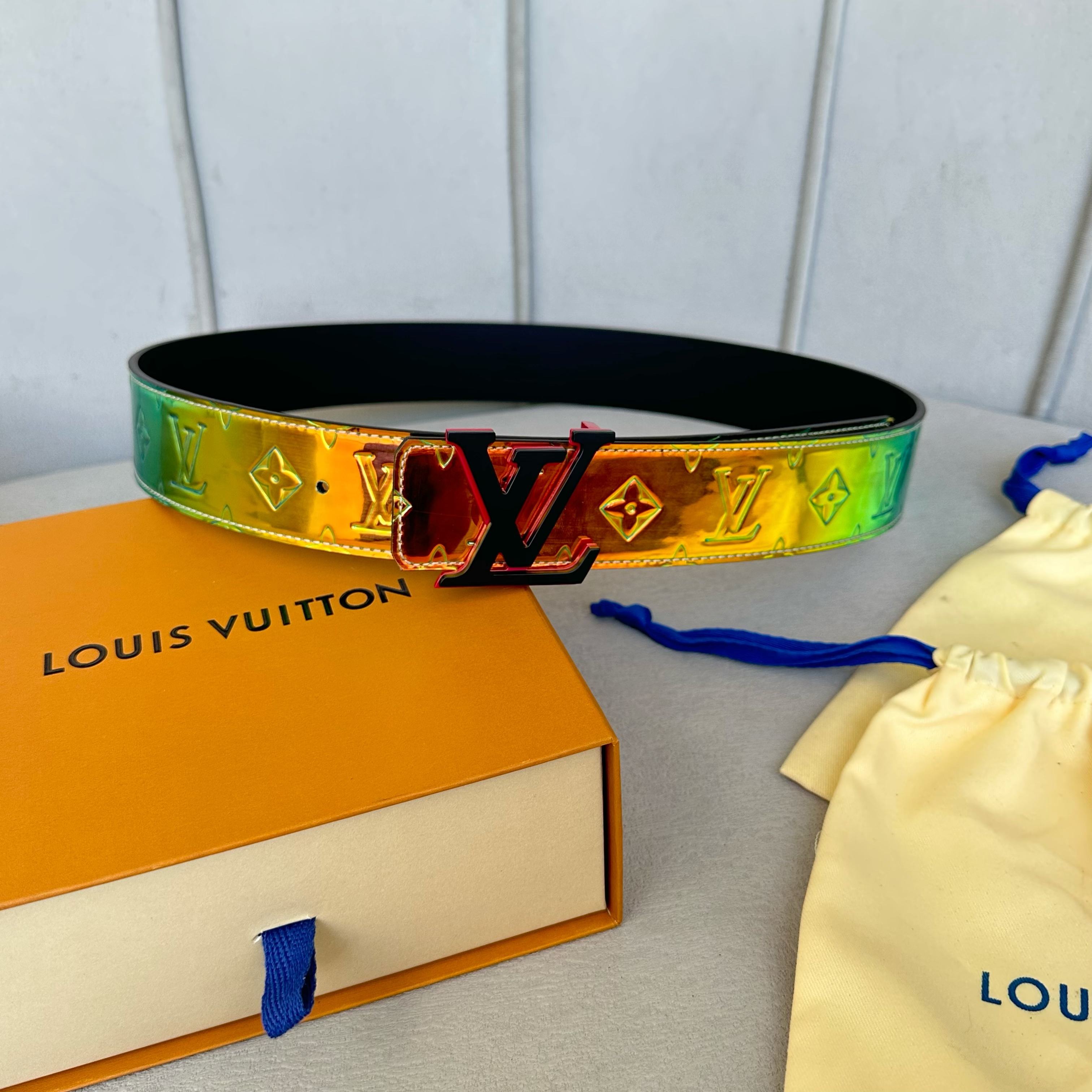 LOUIS VUITTON 原版包裝➕1.0 最新モデル - 40mm幅の双面可用デザイン