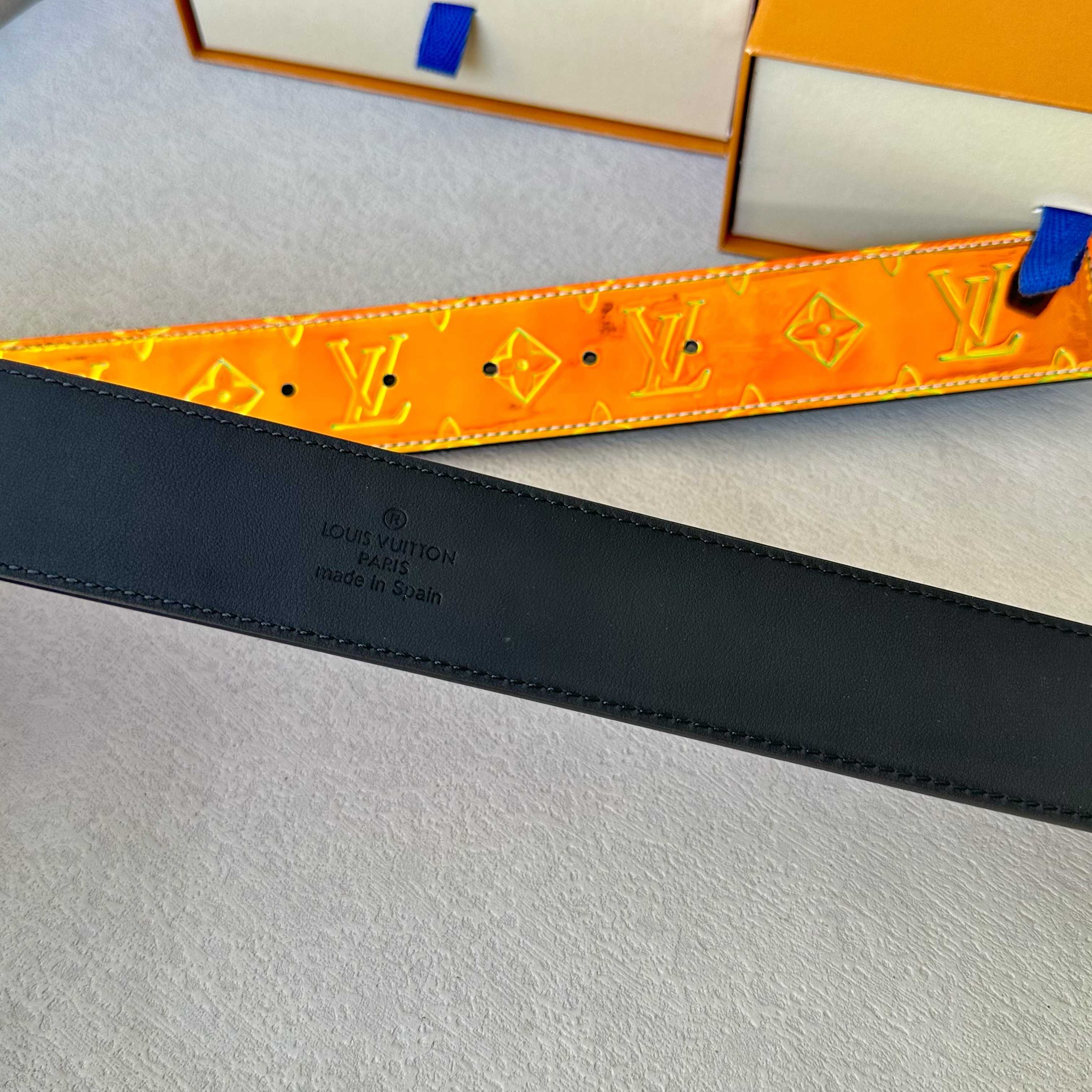 LOUIS VUITTON 原版包裝➕1.0 最新モデル - 40mm幅の双面可用デザイン