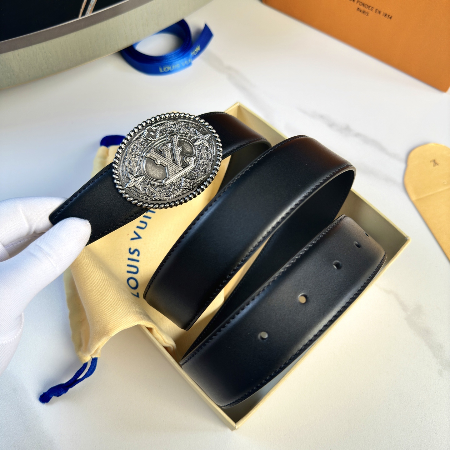 L0UIS VUITT0N 原版包裝男士腰帶 35mmダブルフェイスデザイン