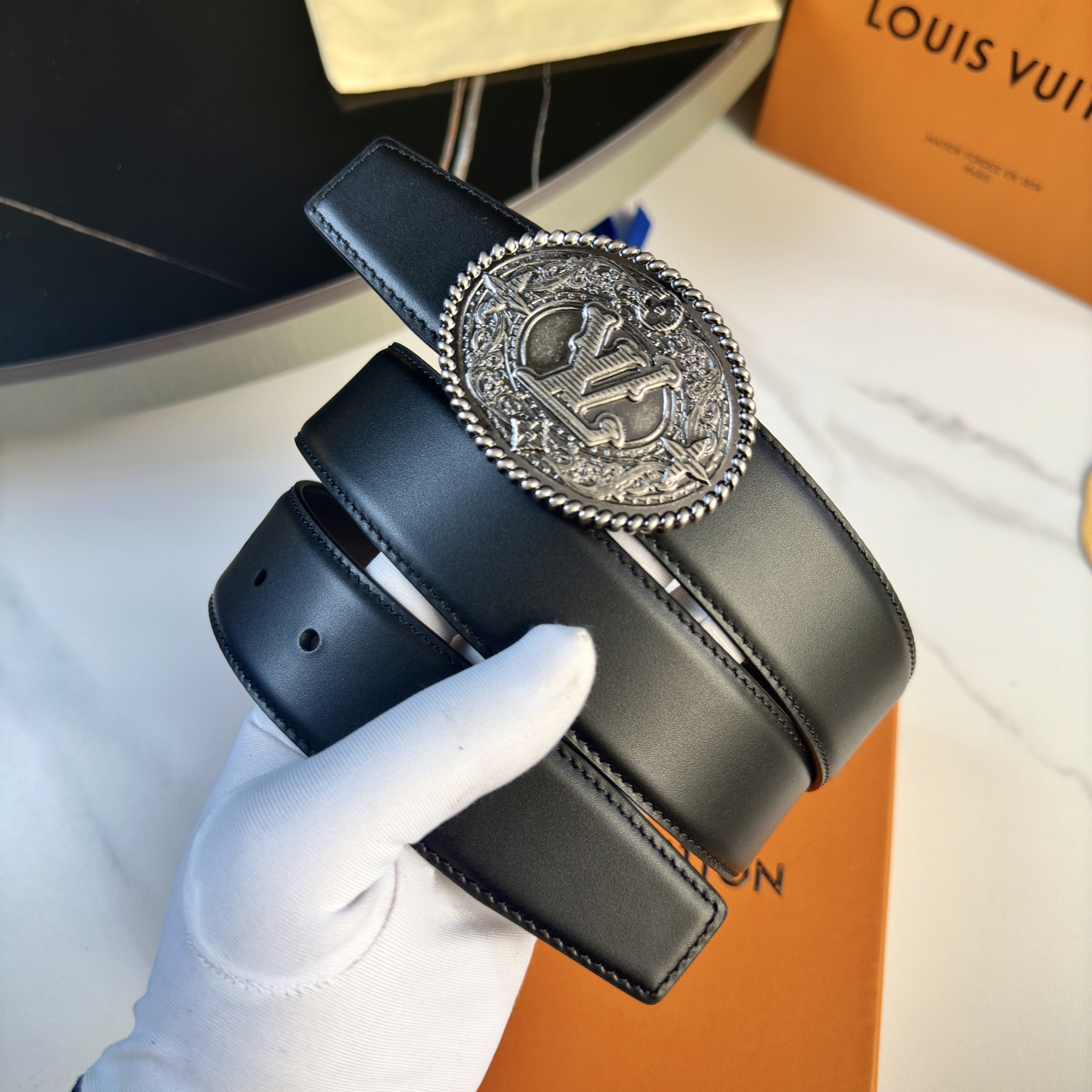 L0UIS VUITT0N 原版包裝男士腰帶 35mmダブルフェイスデザイン