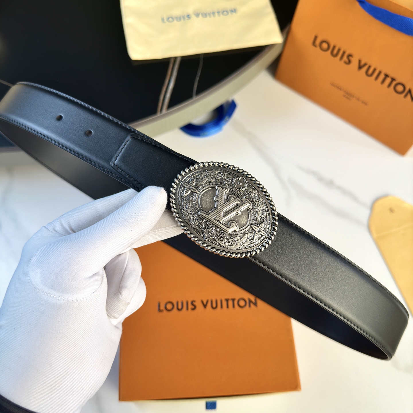 L0UIS VUITT0N 原版包裝男士腰帶 35mmダブルフェイスデザイン