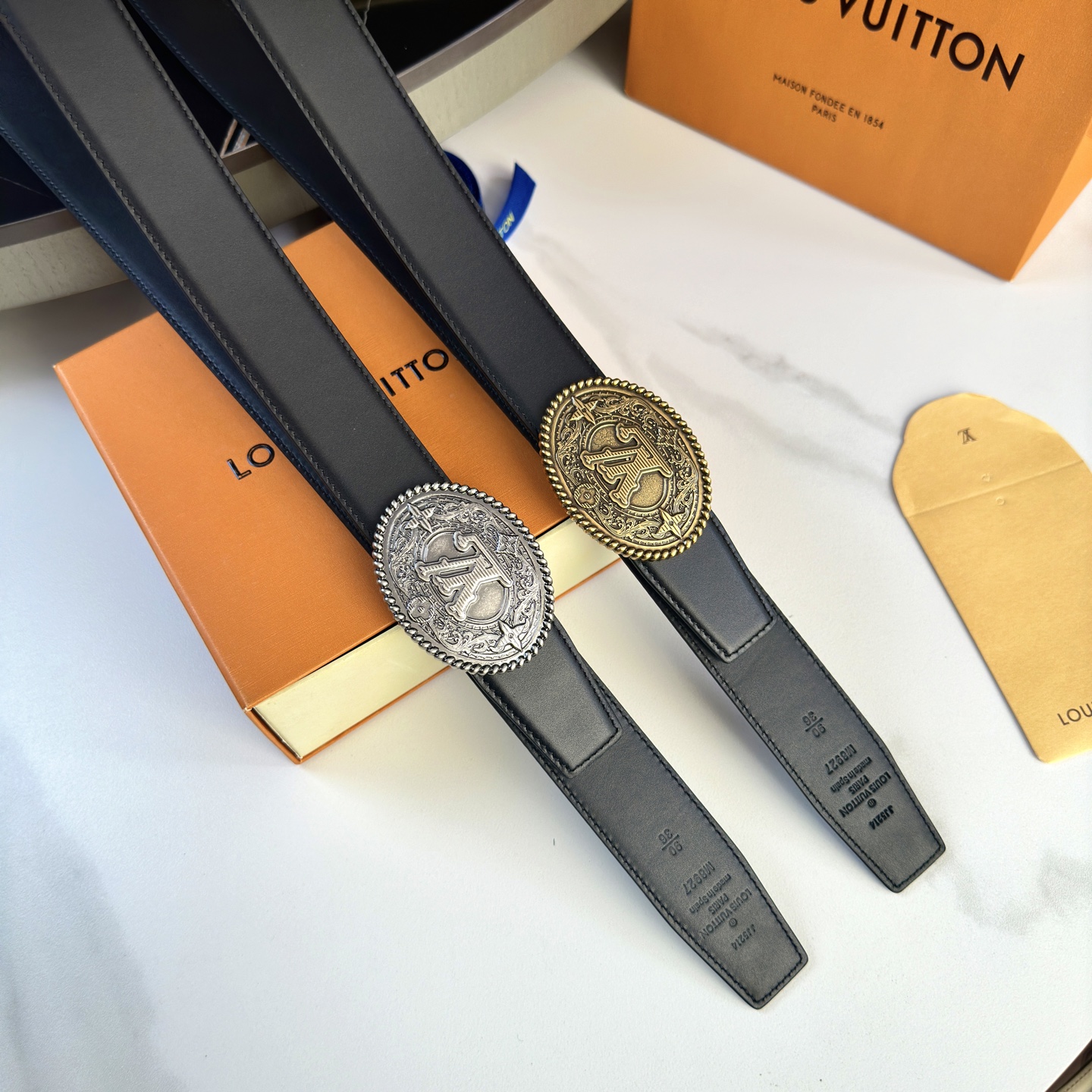 L0UIS VUITT0N 原版包裝男士腰帶 35mmダブルフェイスデザイン