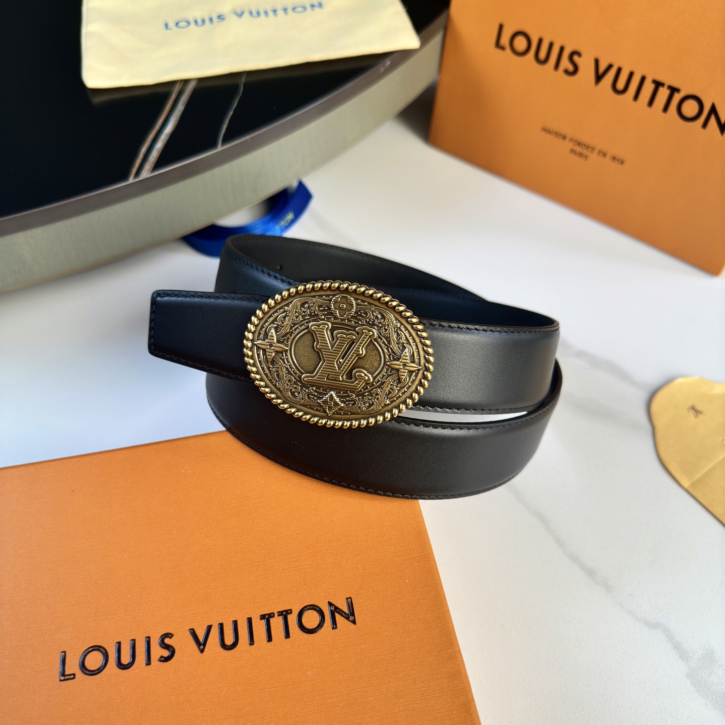 Loius Vuitton メンズ原版包裝 腰帯 35mm幅 ブラック