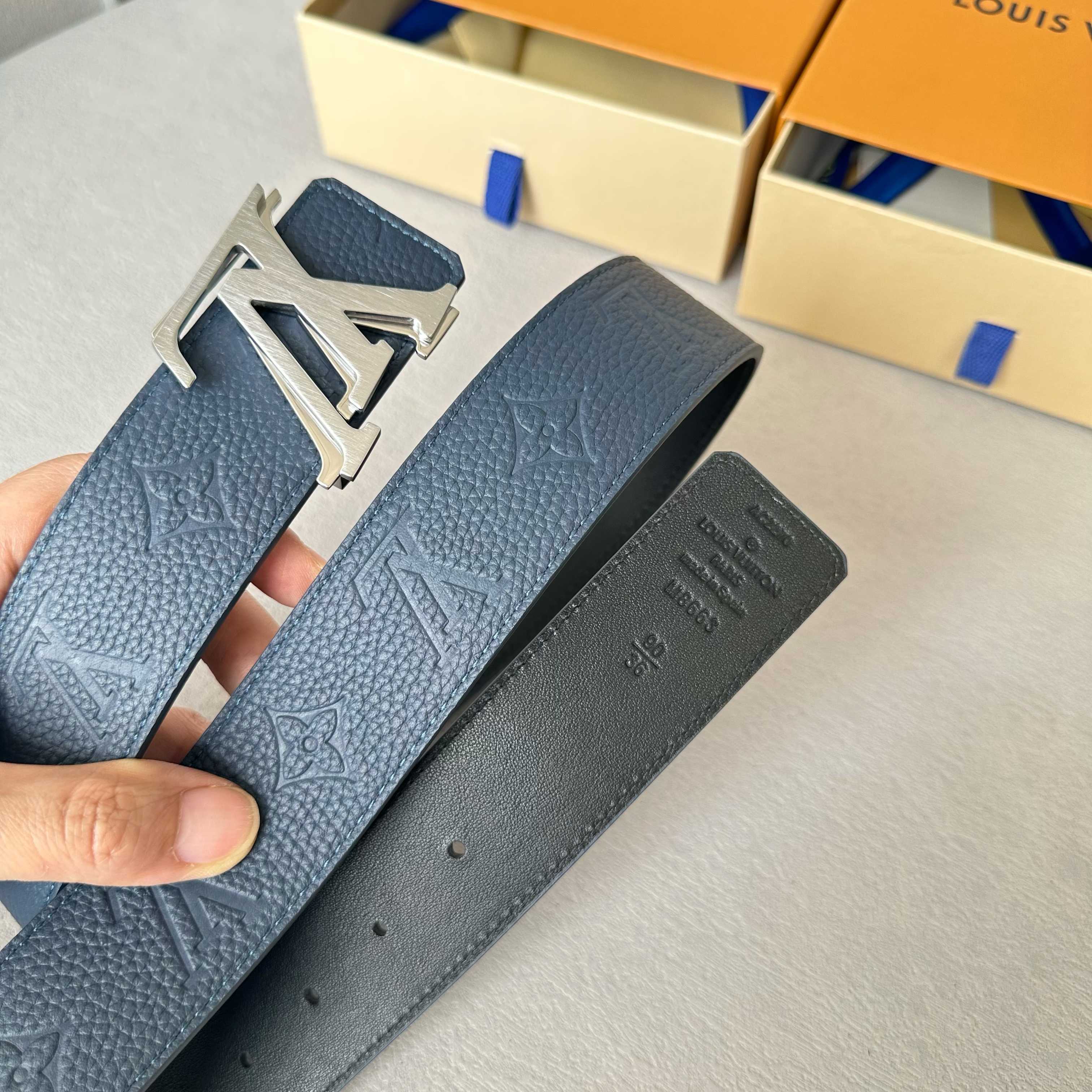 L0UIS VUITT0N 原版包裝➕1.0 高級レザーリストバンド