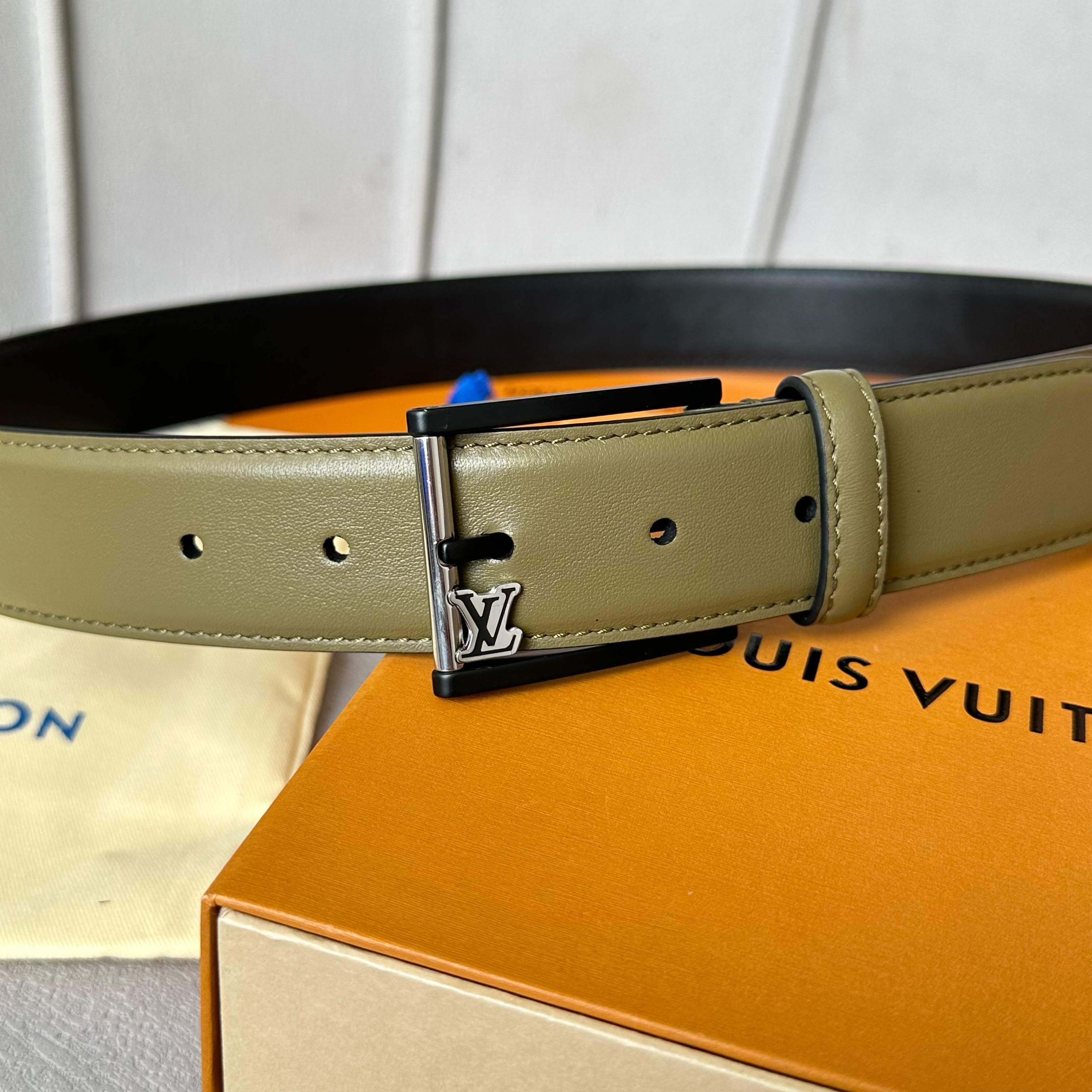 LOUIS VUITTON 原版包装 男士腰帶 35mm幅広デザイン