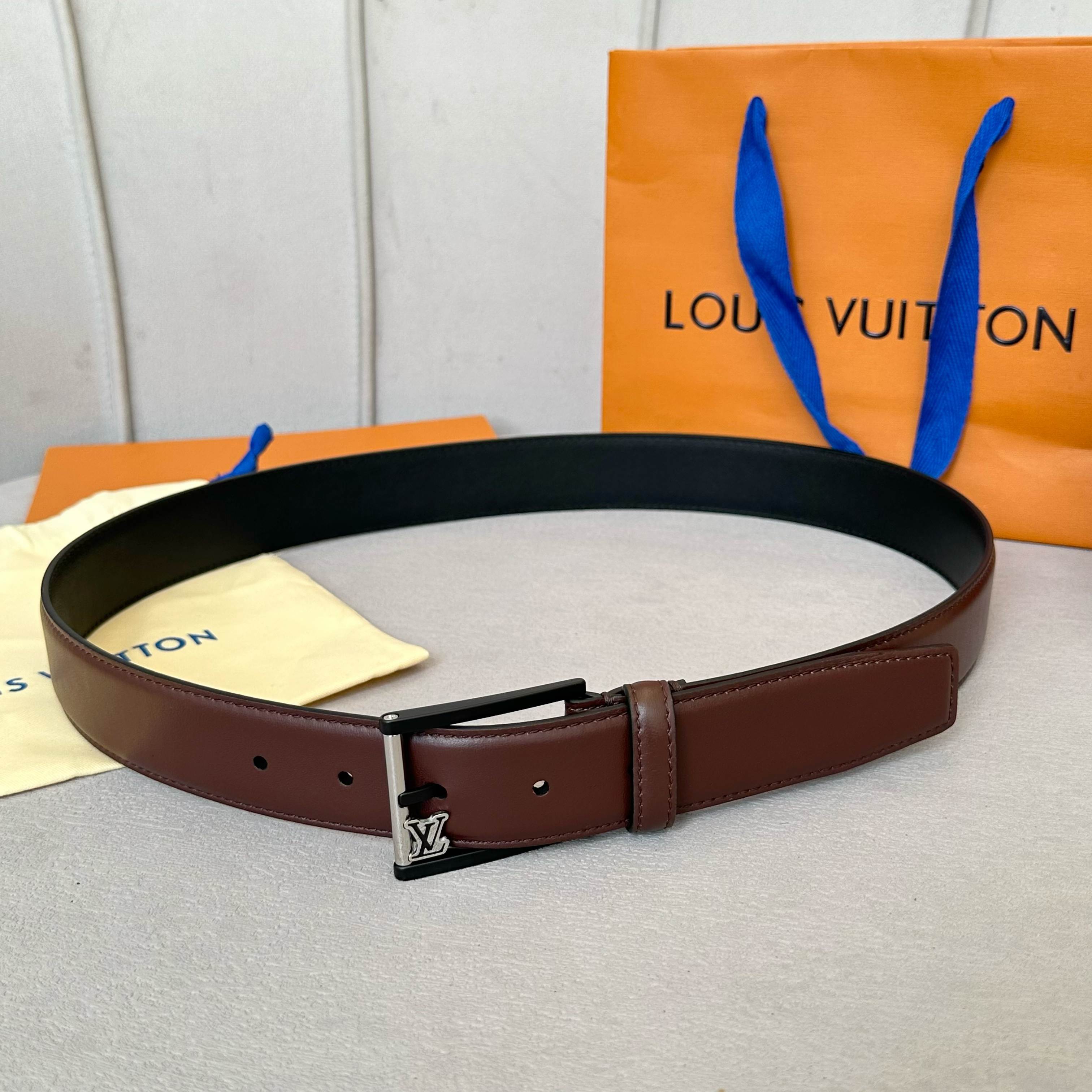 LVMH ルイ・ヴィトン 原版包装 男士腰帶 35mmの双面小牛皮