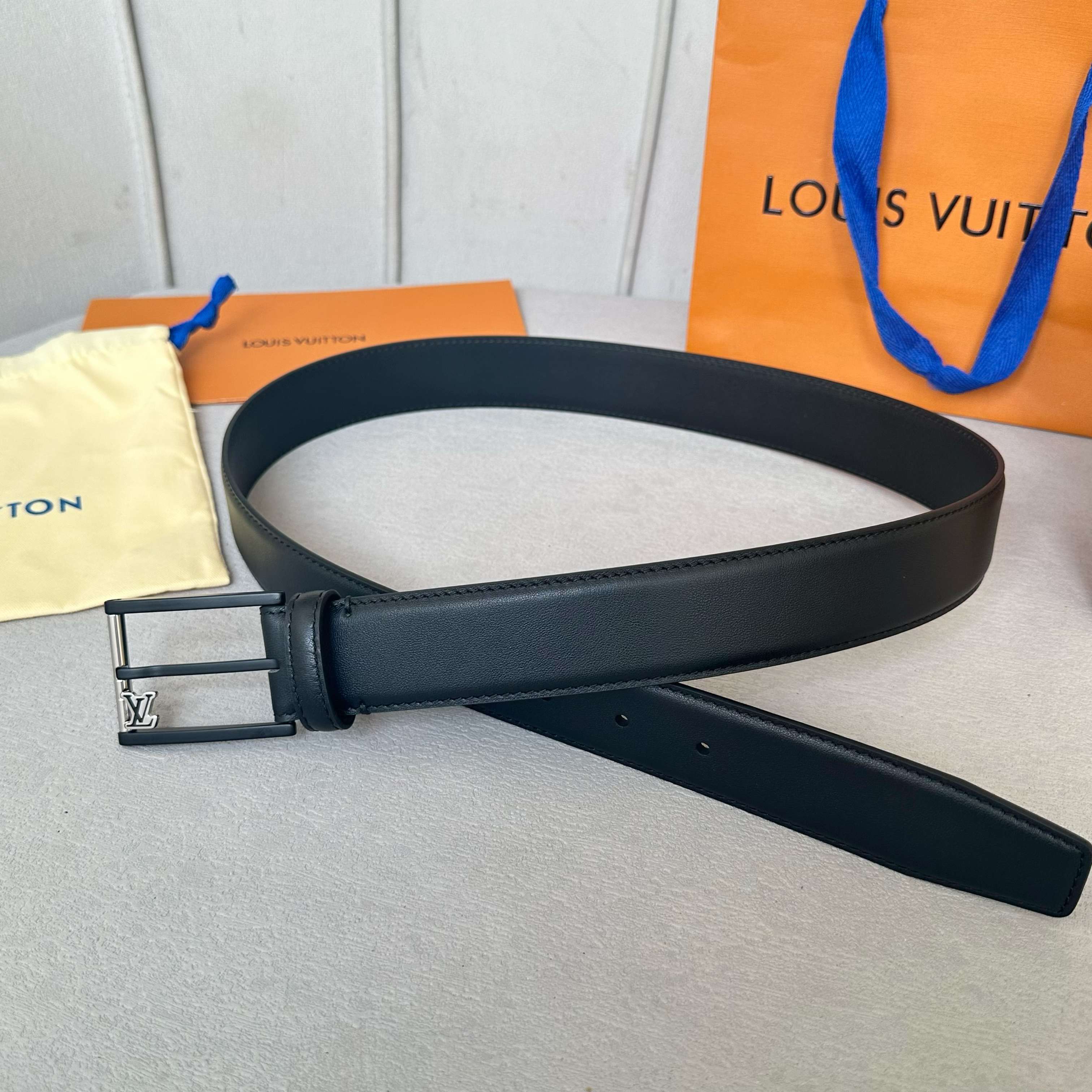 LOUIS VUITTON 男士原單腰帶 35mm幅 セミレザー双面デザイン