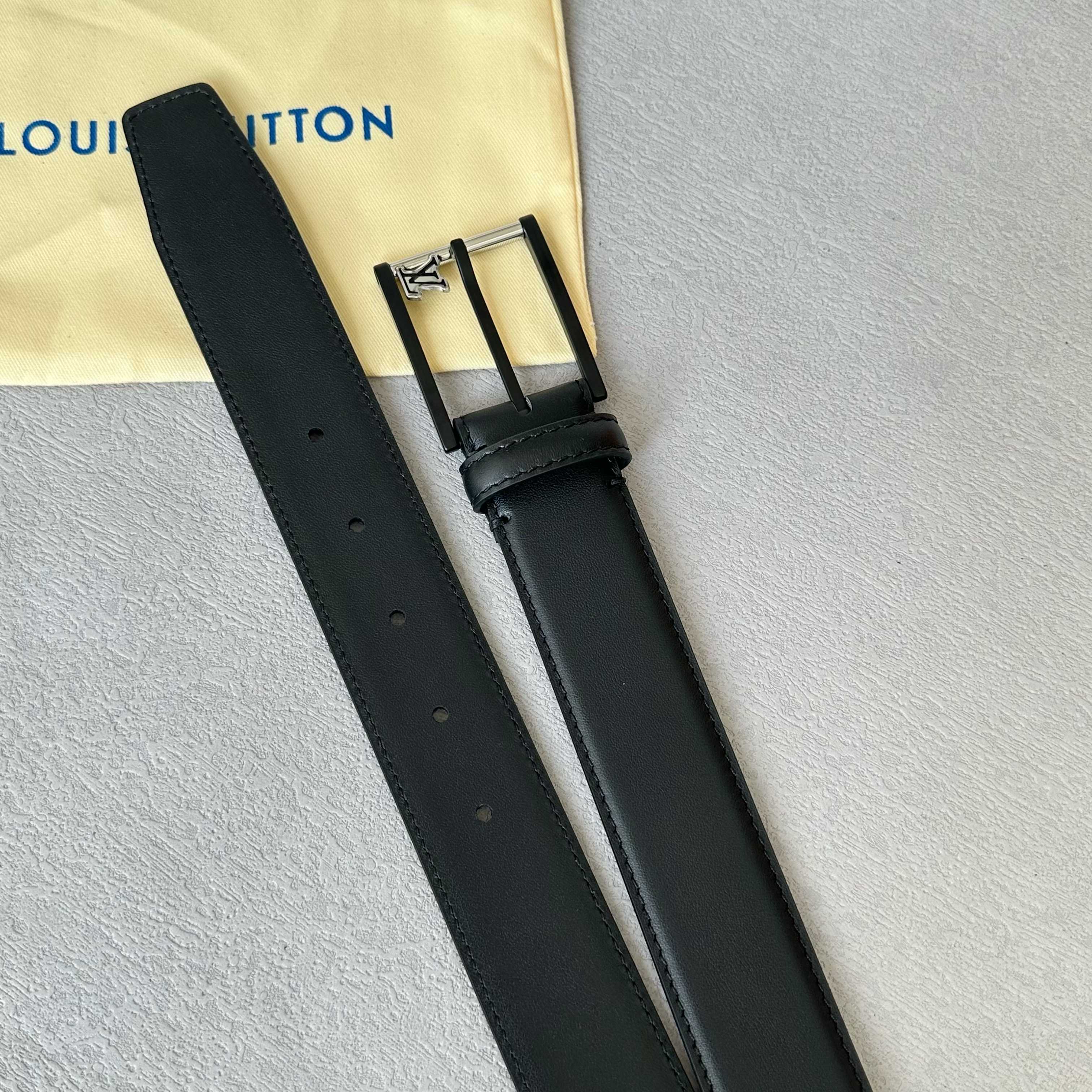 LOUIS VUITTON 男士原單腰帶 35mm幅 セミレザー双面デザイン