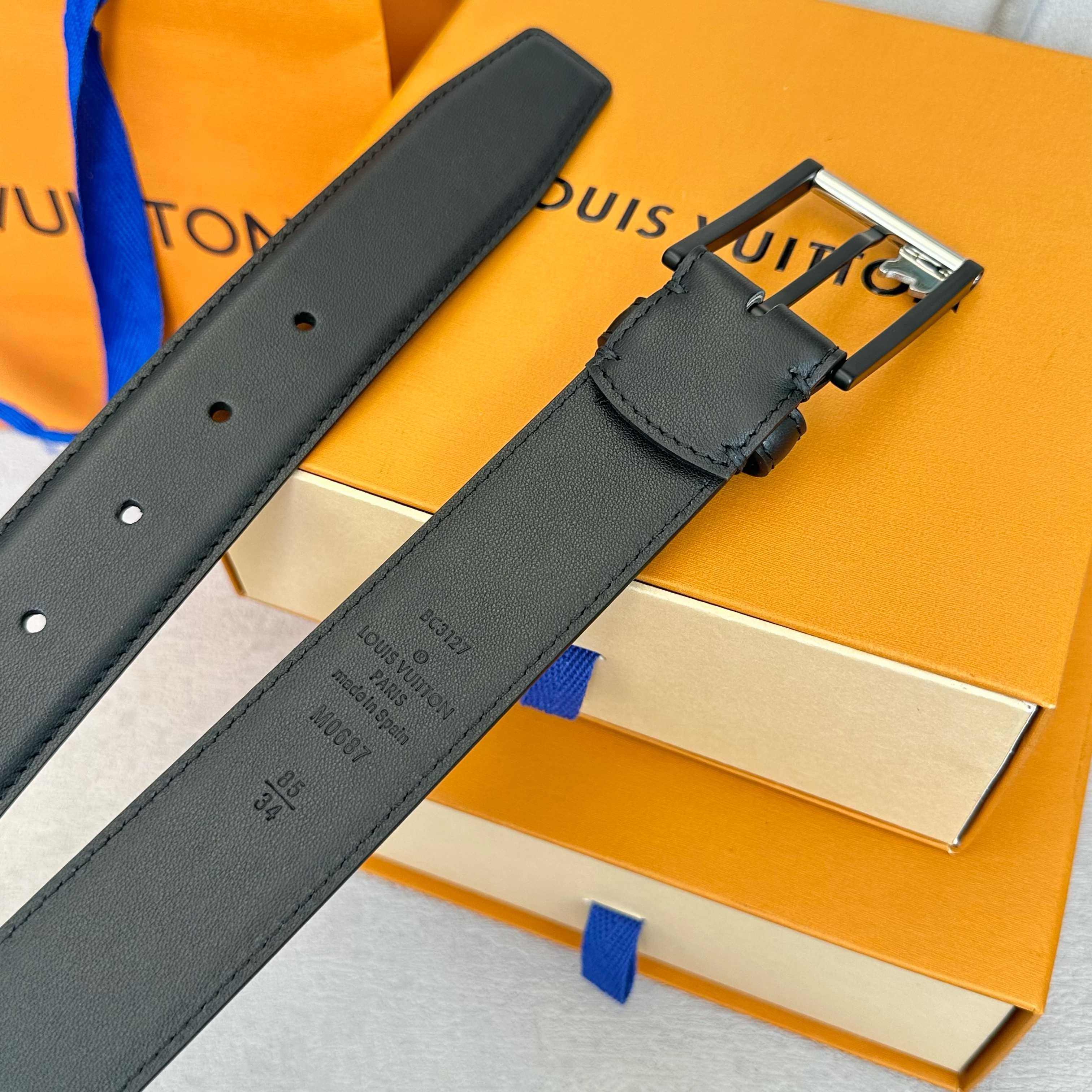 LOUIS VUITTON 男士原單腰帶 35mm幅 セミレザー双面デザイン