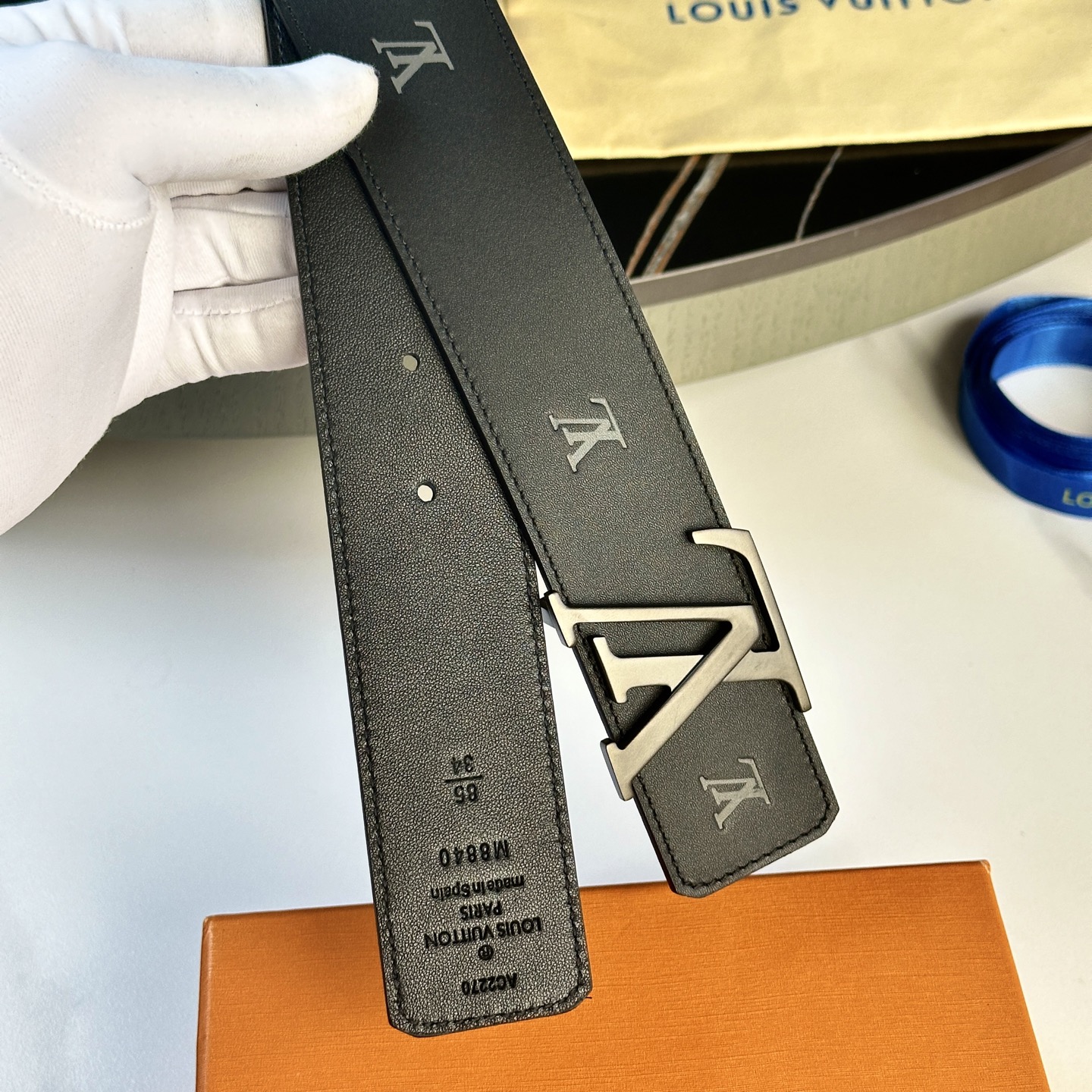 LOUIS VUITTON 原版包裝 男士腰帶 40mm 小牛皮