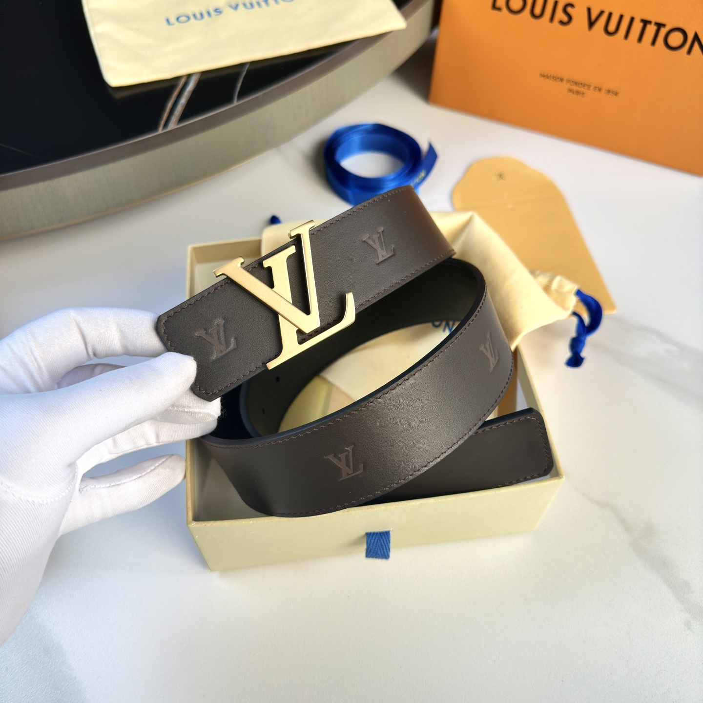 LOUIS VUITTON 男性用原単腰帶 40mm幅 小牛皮仕様