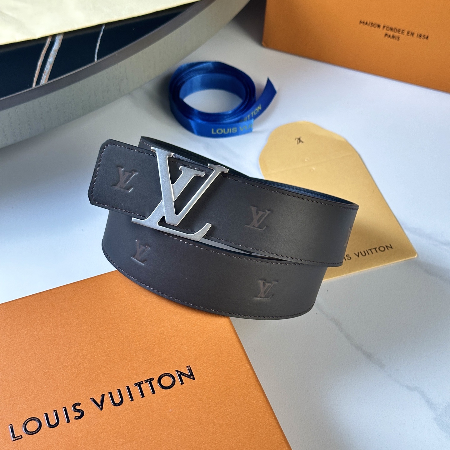 LOUIS VUITTON 男性用原単腰帶 40mm幅 小牛皮製