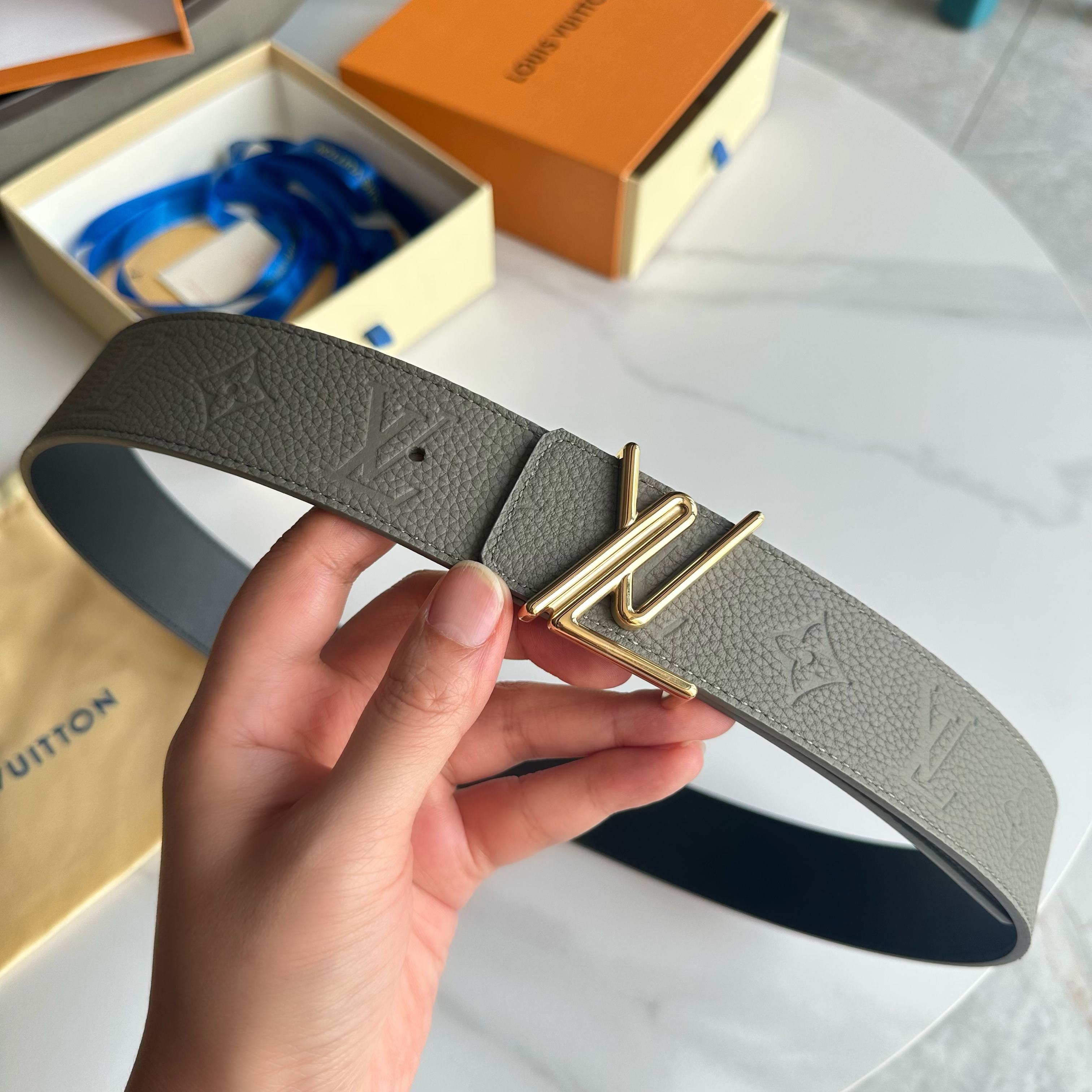 L0UIS VUITT0N 原版包裝➕1.0 - 新型字母搭扣＆柔軟小牛皮
