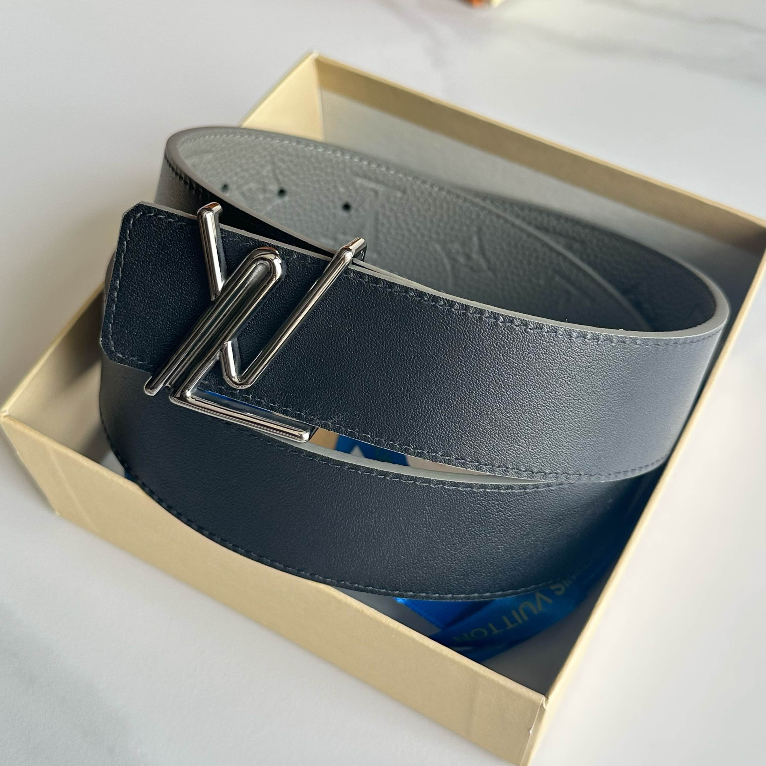 L0UIS VUITT0N 原版包裝➕1.0 - 寬度40mmの柔軟小牛皮