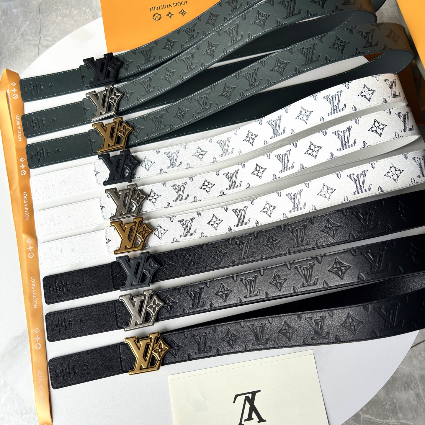 Lous Vuitton 原版包裝➕1.0 - 高級感あふれる幅広デザイン