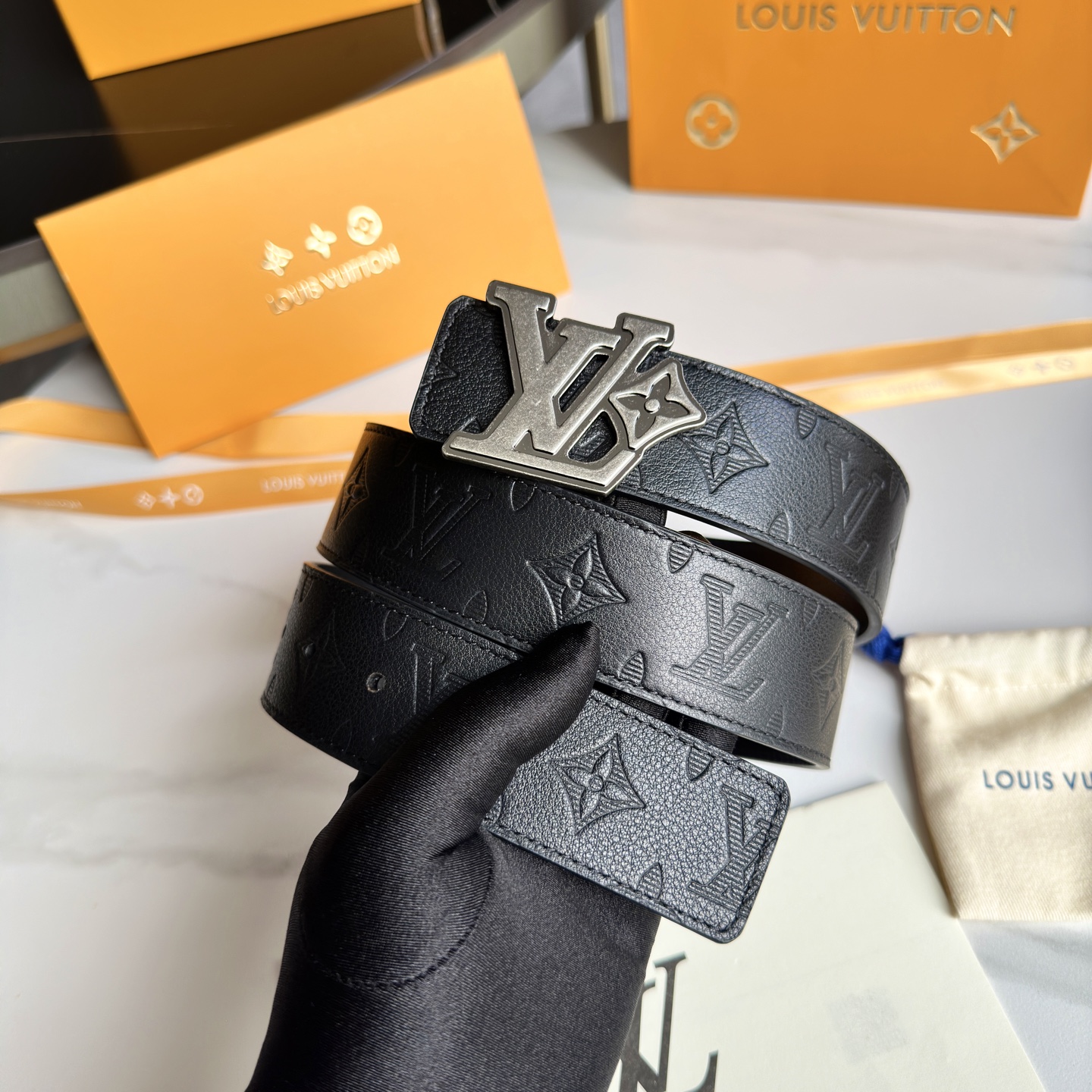 Louis Vuitton 原版包裝➕1.0 幅広40mm おしゃれなデザイン