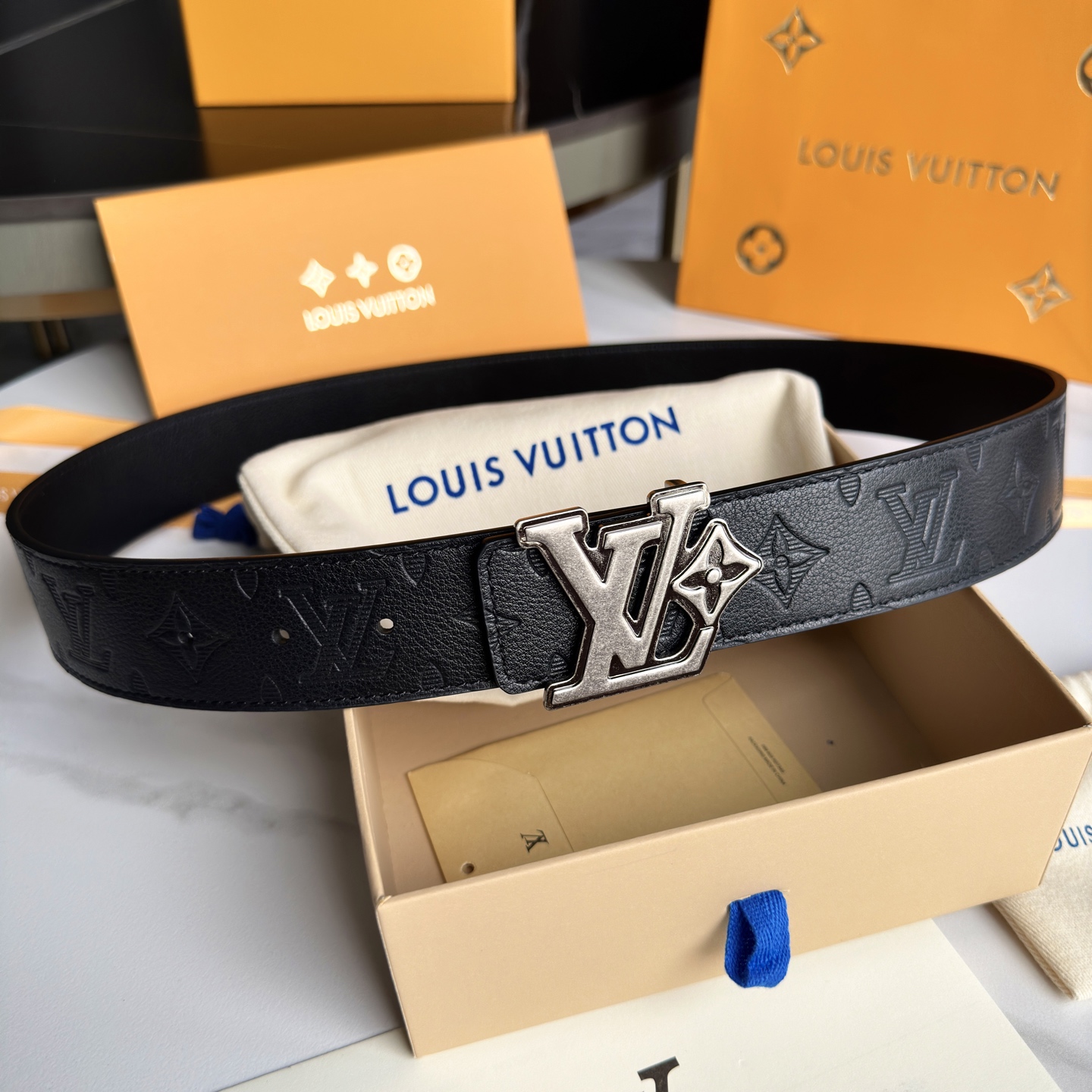 Louis Vuitton 原版包裝➕1.0 幅広40mm おしゃれなデザイン