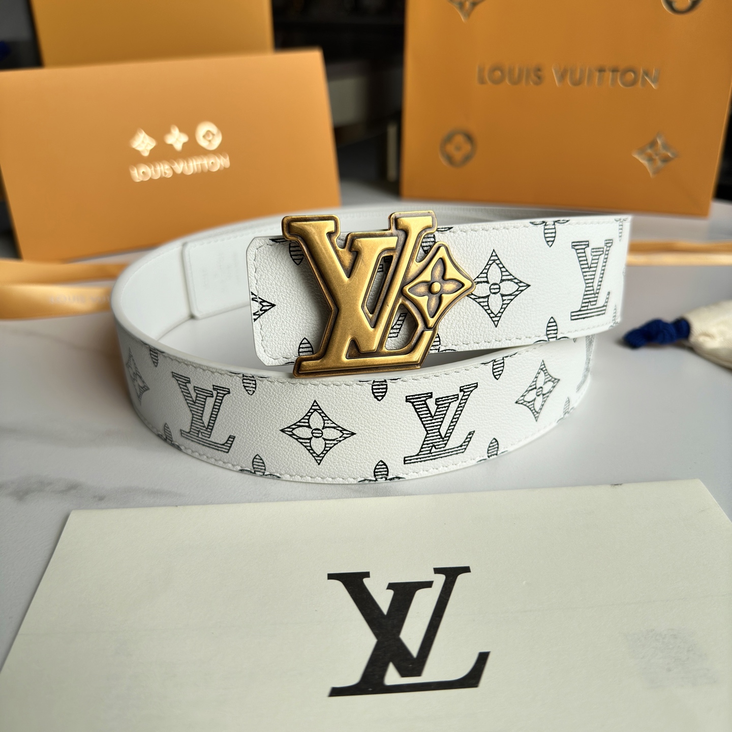 LOUIS VUITTON 原版包裝 1.0 40mm幅広ベルト