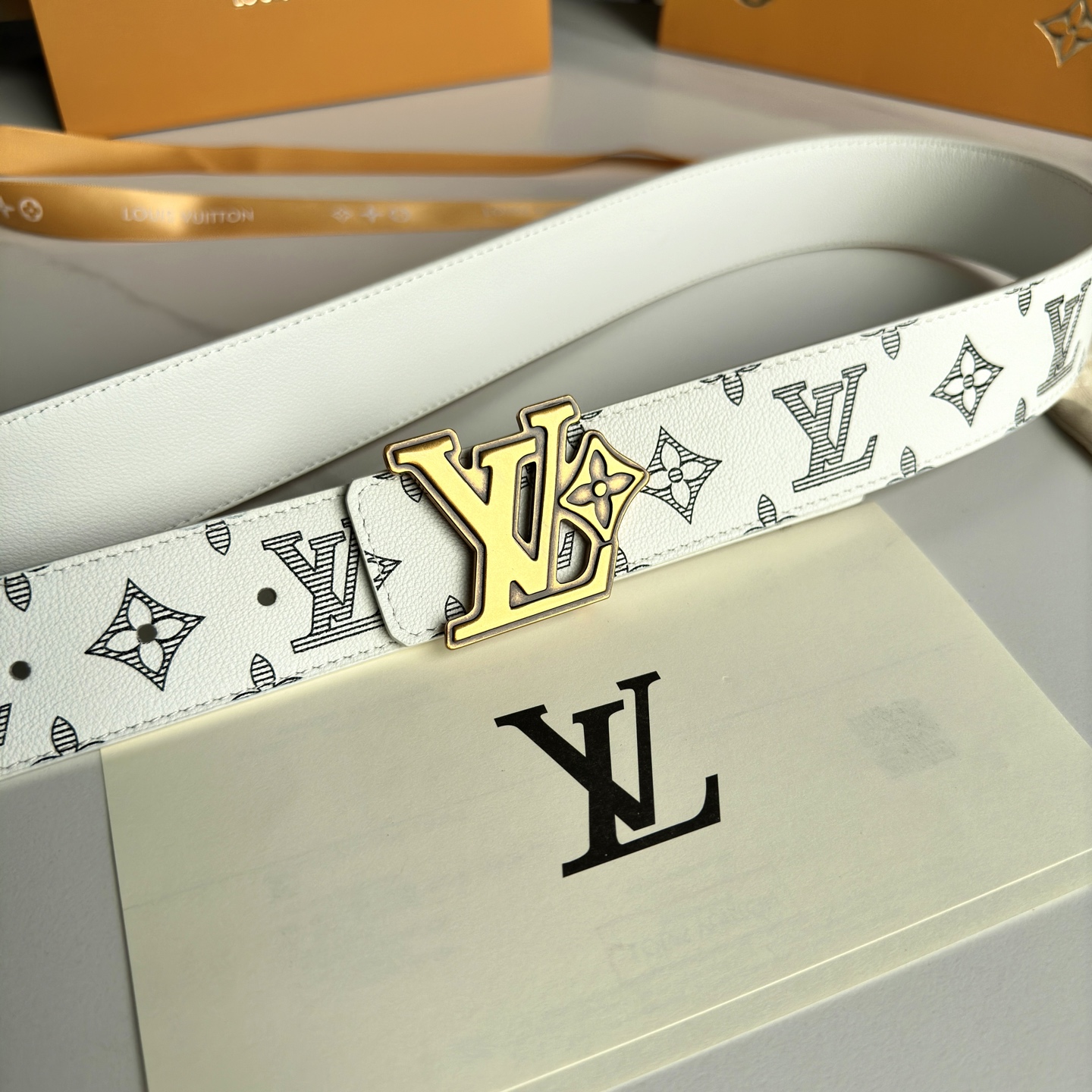 LOUIS VUITTON 原版包裝 1.0 40mm幅広ベルト