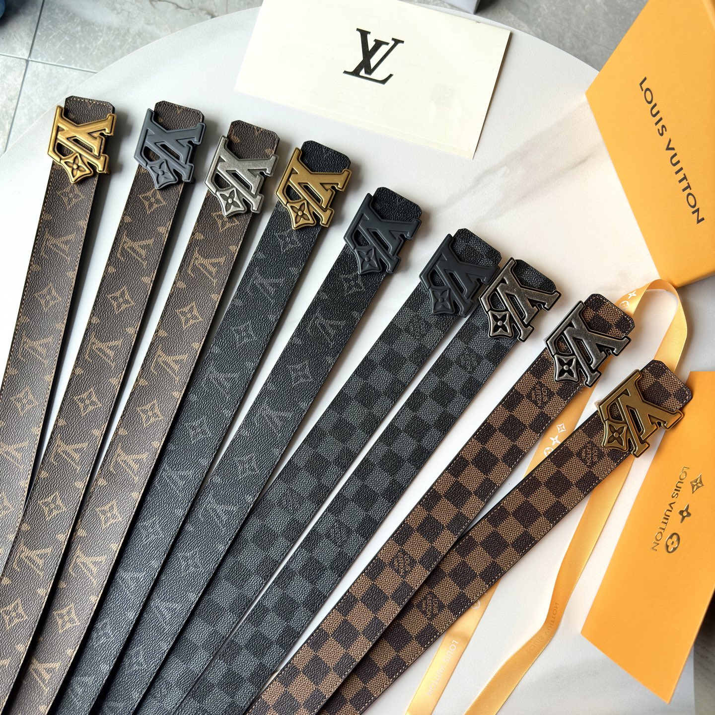 L0UIS VUITT0N 原版包裝➕1.0 クラシックデザインと高品質な素材