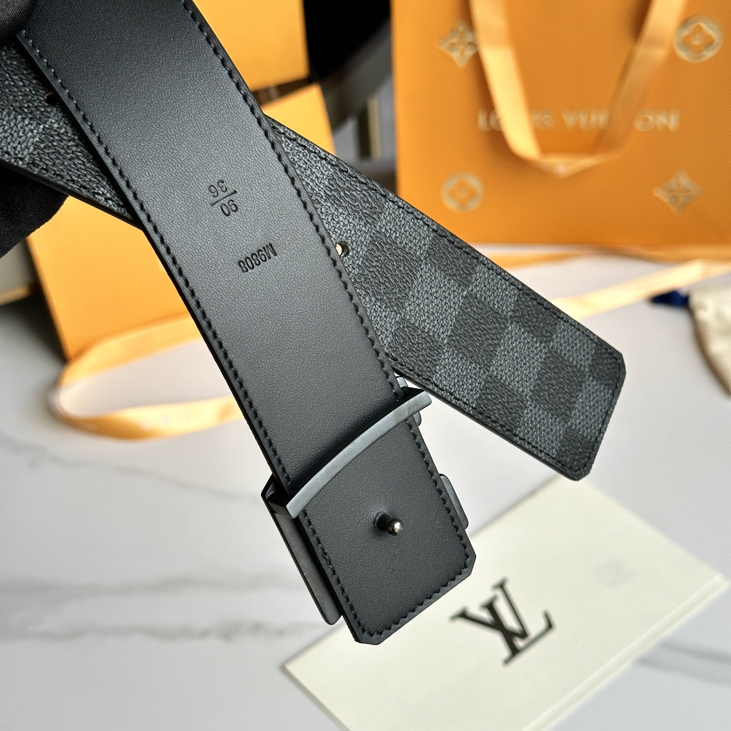 LOUIS VUITTON 原版包裝 1.0 - 精湛工藝とダブルサイドデザイン