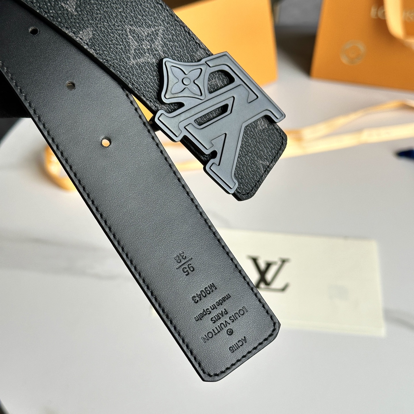 L0UIS VUITT0N 原版包裝 1.0 - 精鋭工芸のカスタムキャンバス